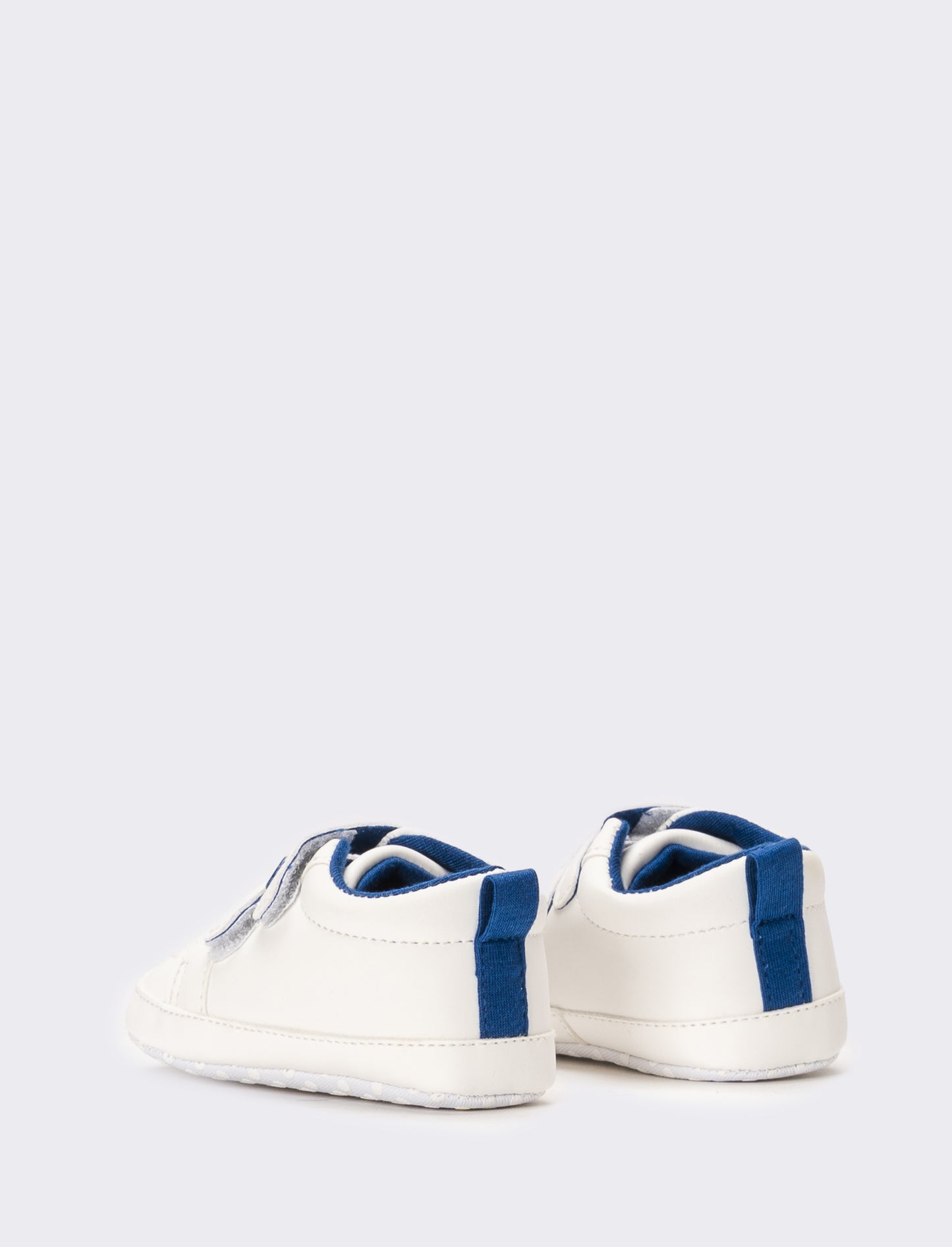 Scarpa con strappi da neonato - Bianco