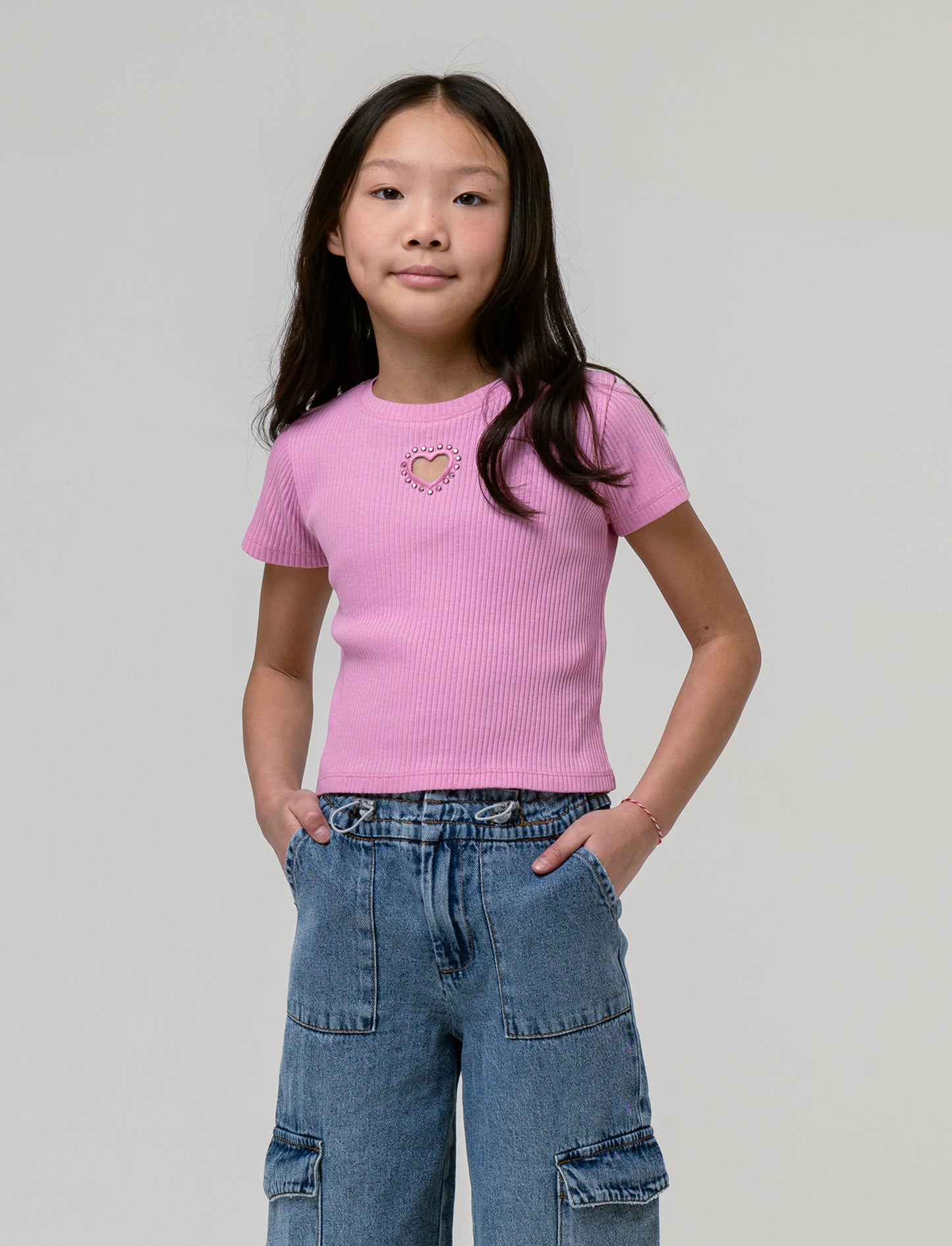T-shirt in costina con cuore da bambina - Rosa