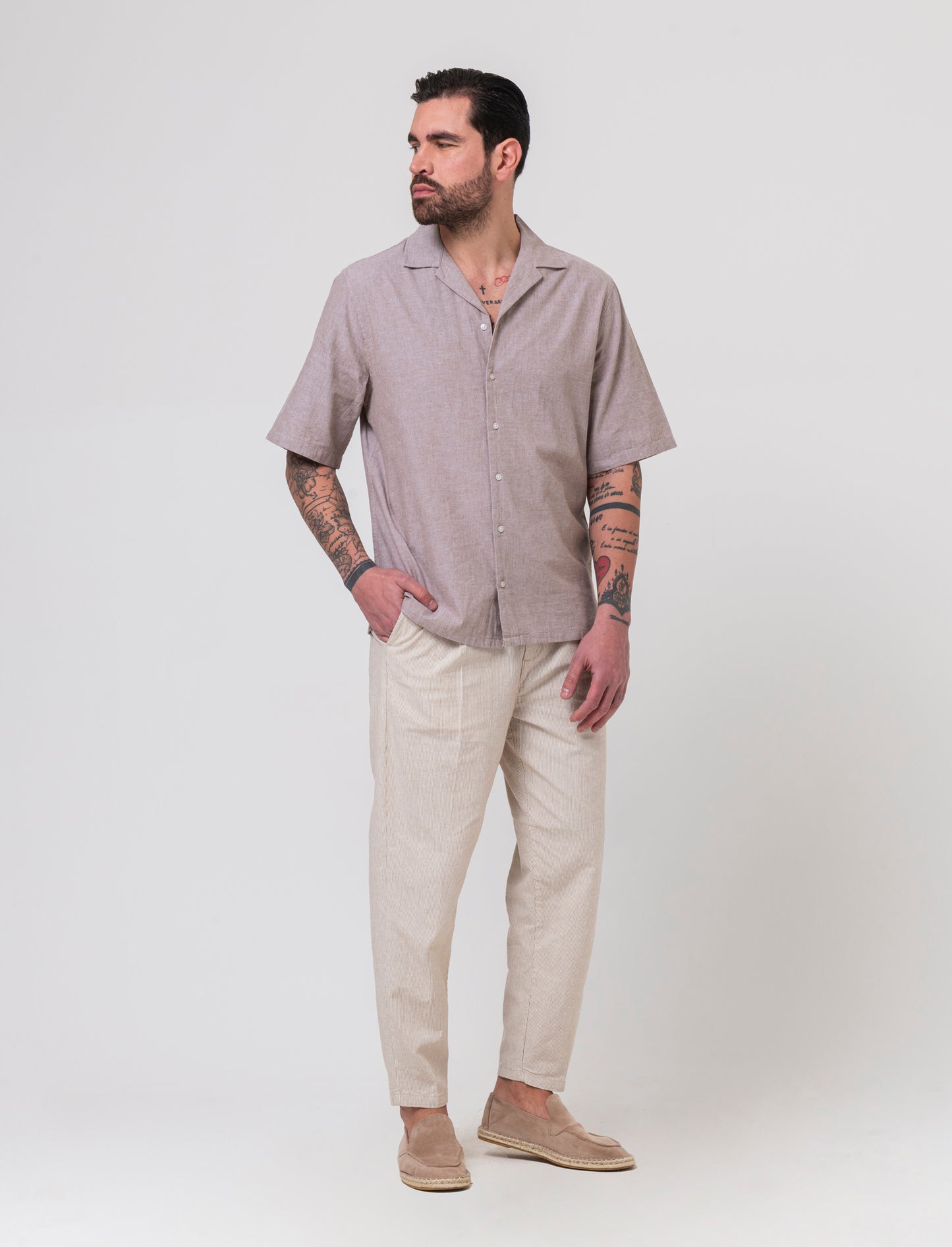 Pantaloni chino jogger misto lino a righe da uomo - Beige