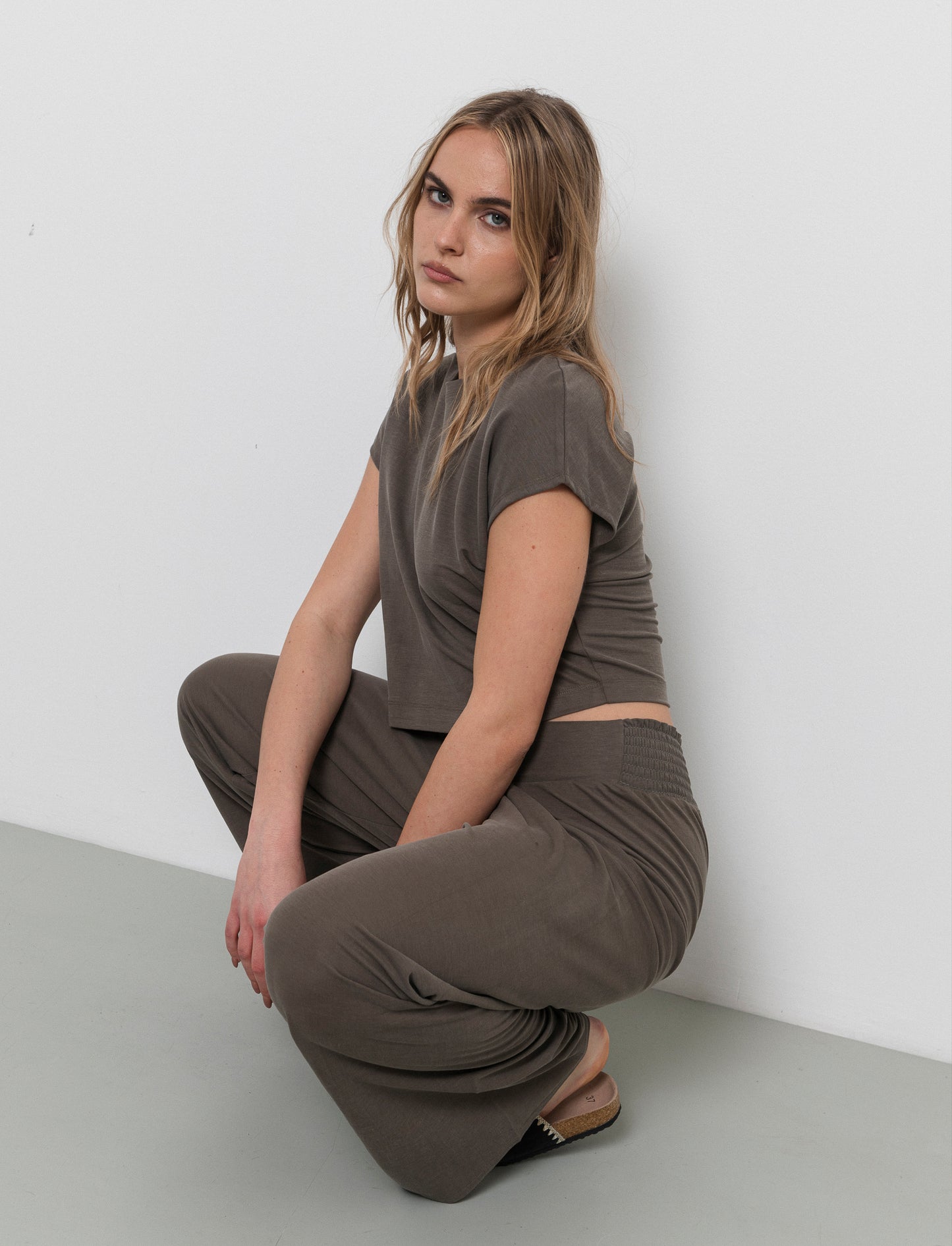 Jogger gamba larga da donna - Verde salvia