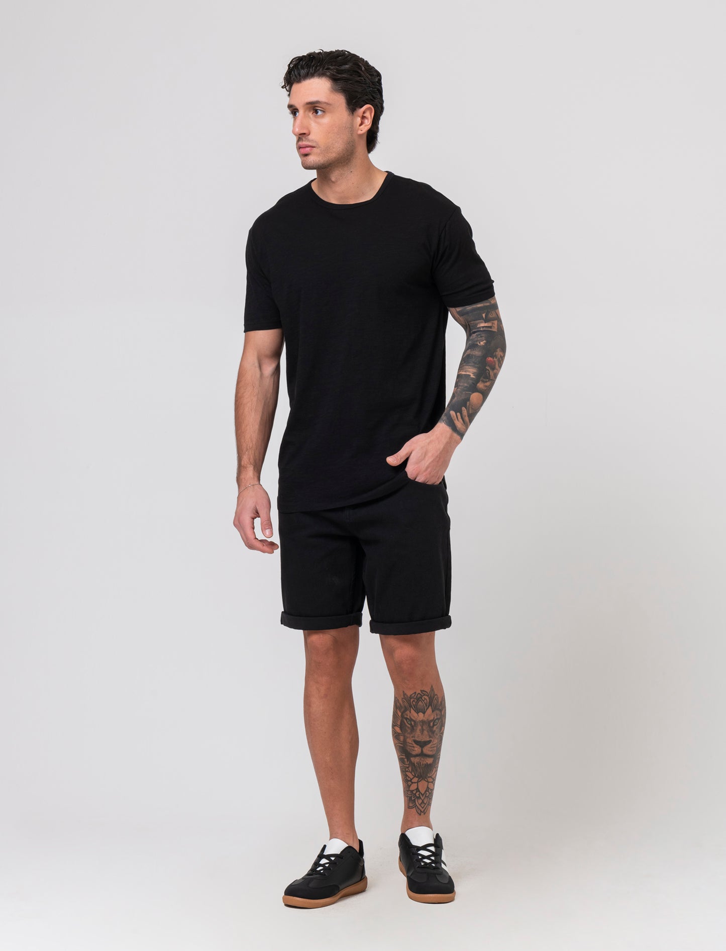 Man's drawstring t-shirt for casual style - Black