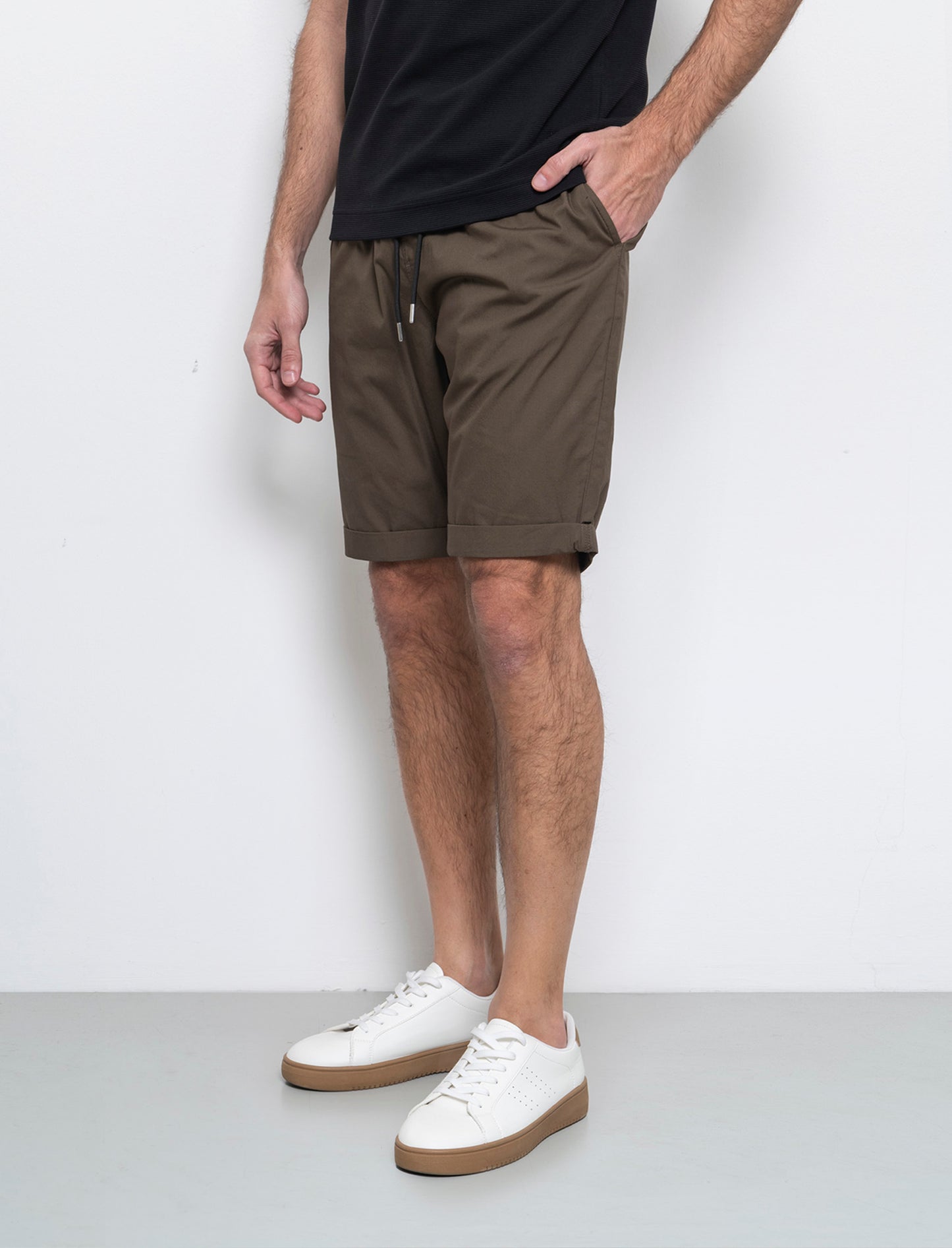 Bermuda jogger in cotone leggero da uomo - Verde kaki