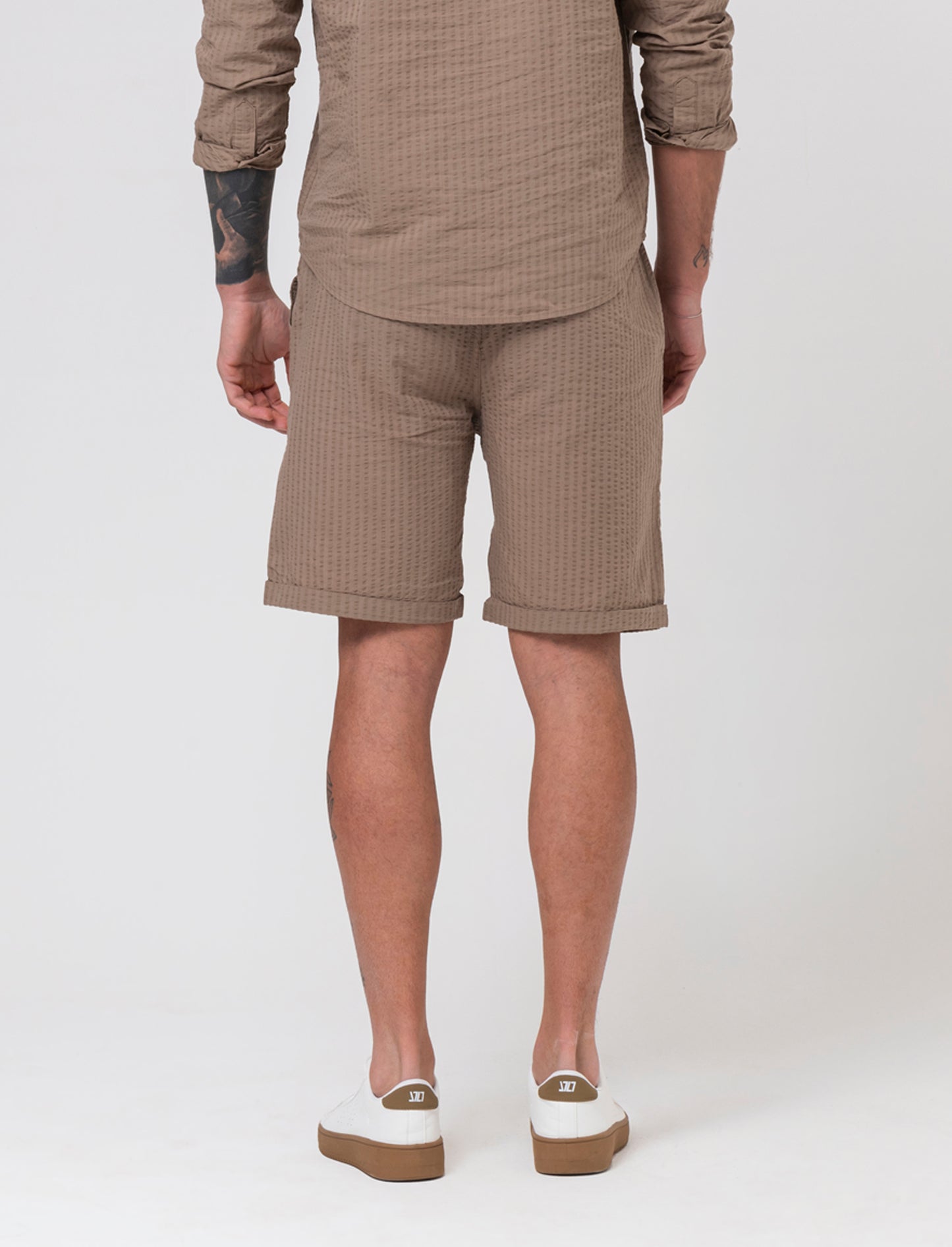 Bermuda jogger in seersucker da uomo - Grigio tortora
