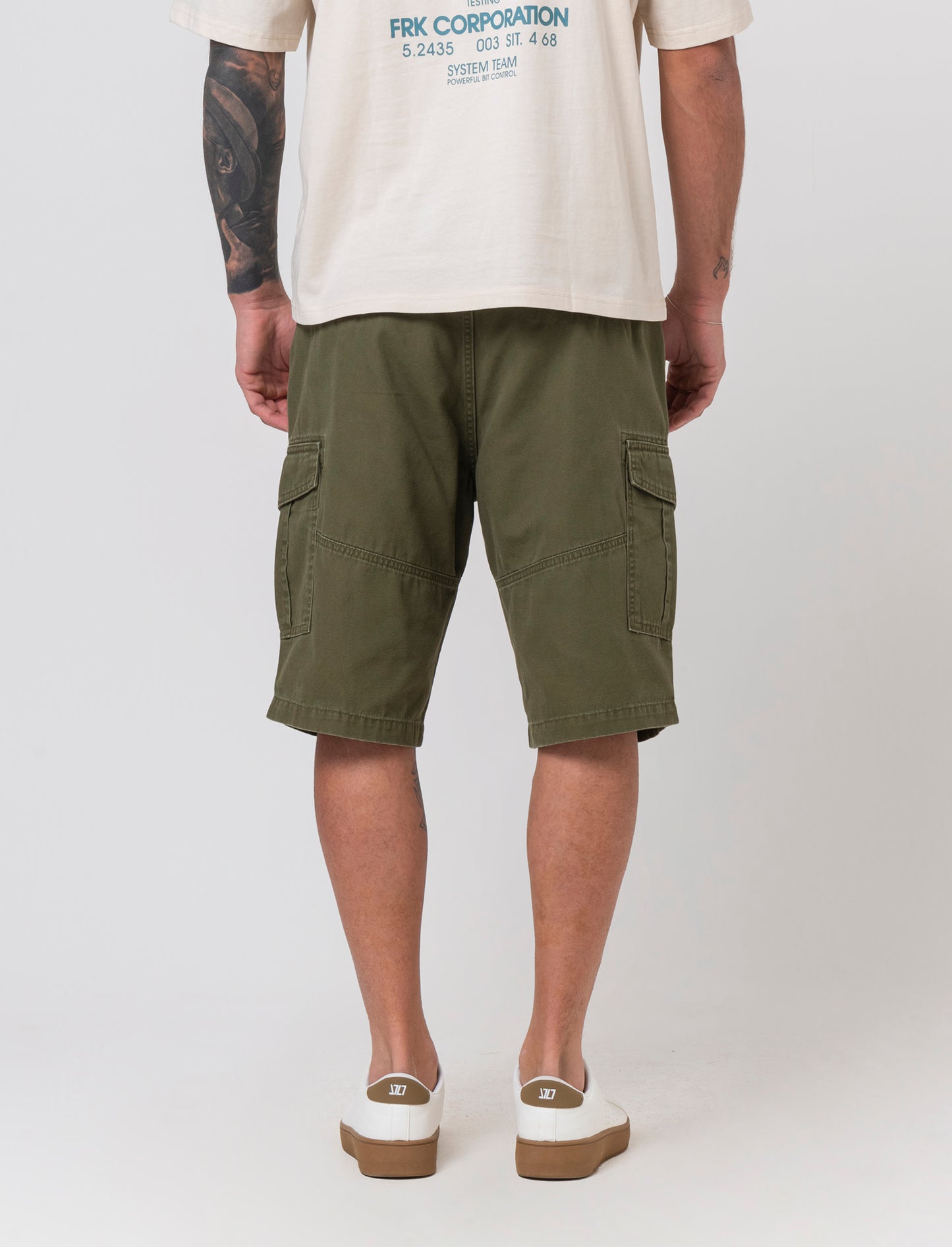 Bermuda cargo in tessuto canvas da uomo - Verde oliva