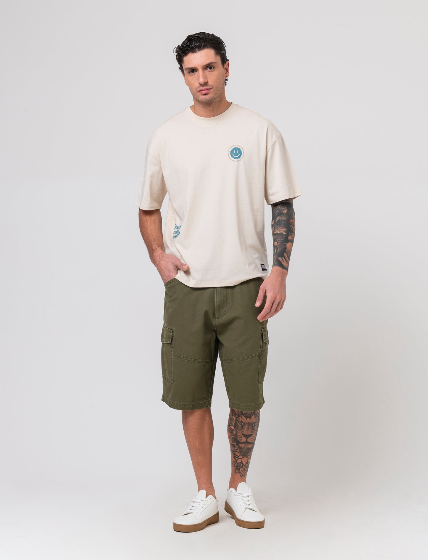 Bermuda cargo in tessuto canvas da uomo - Verde oliva