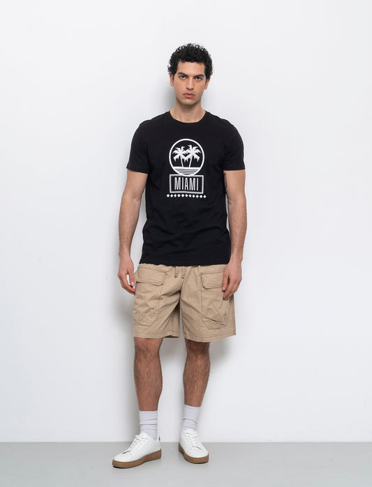 Man's relaxed fit cargo jogger bermuda shorts - Beige