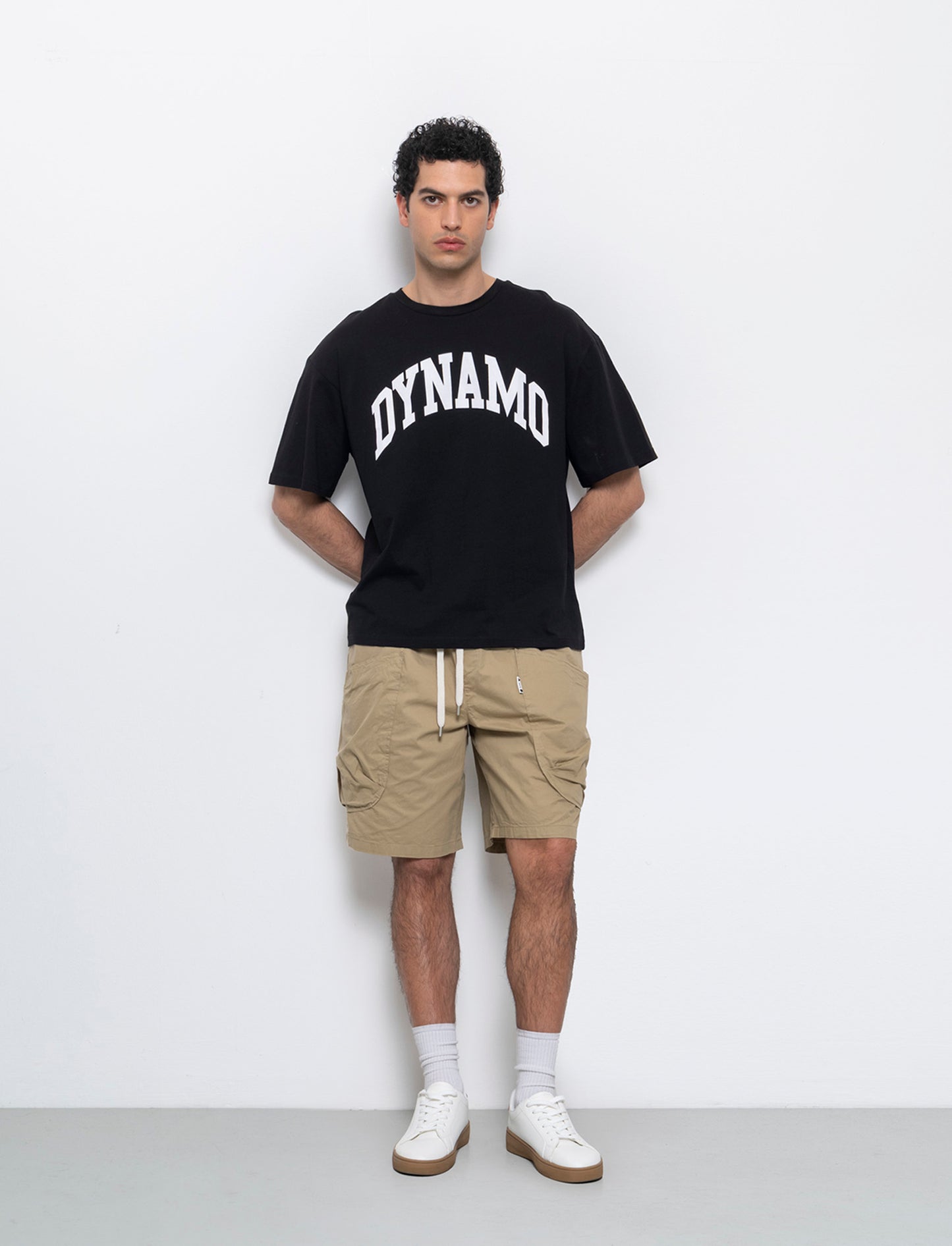 T-shirt boxy fit con stampa da uomo - Nero