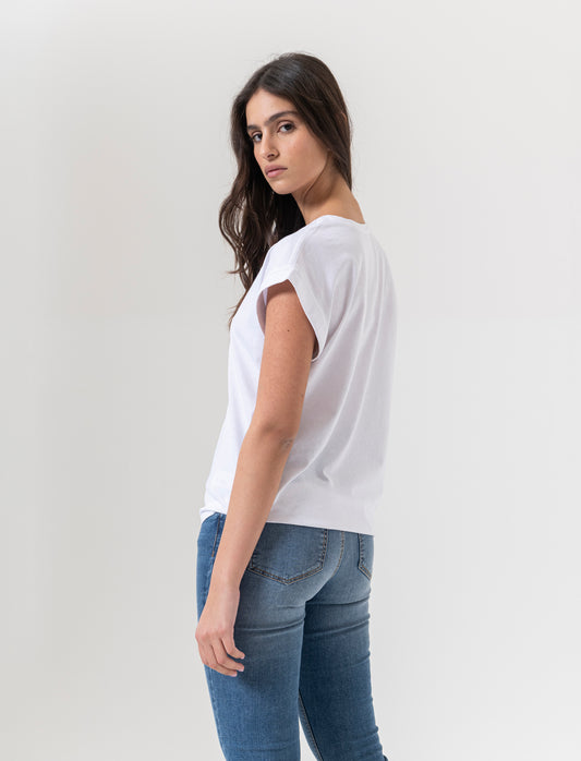 Woman's beaded print t-shirt for unique style - White