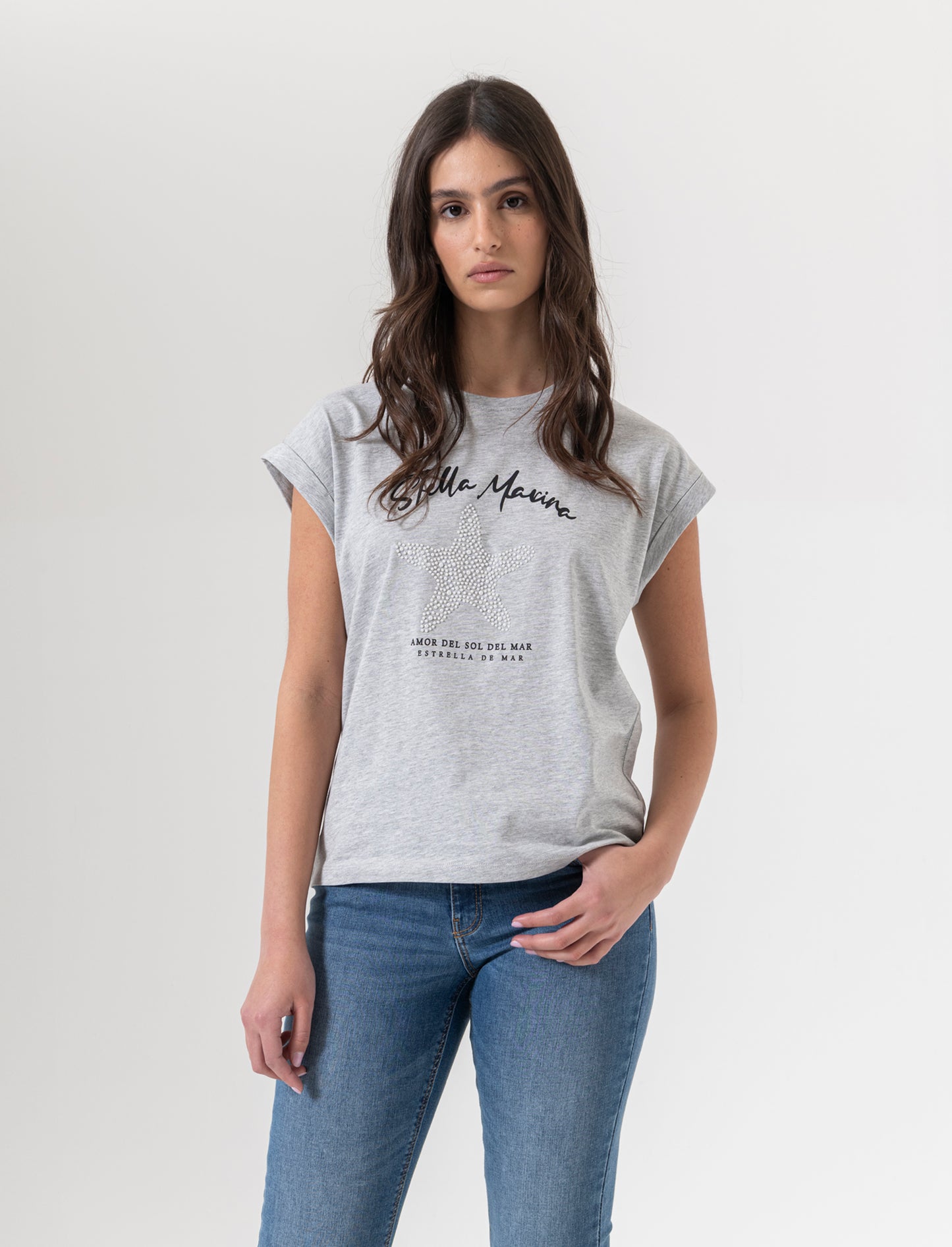 T-shirt con stampa e perline da donna - Grigio mel.