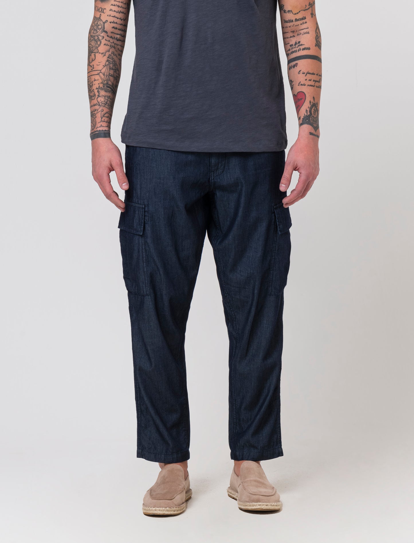 Jeans leggero cargo fit da uomo - DENIM SCURO