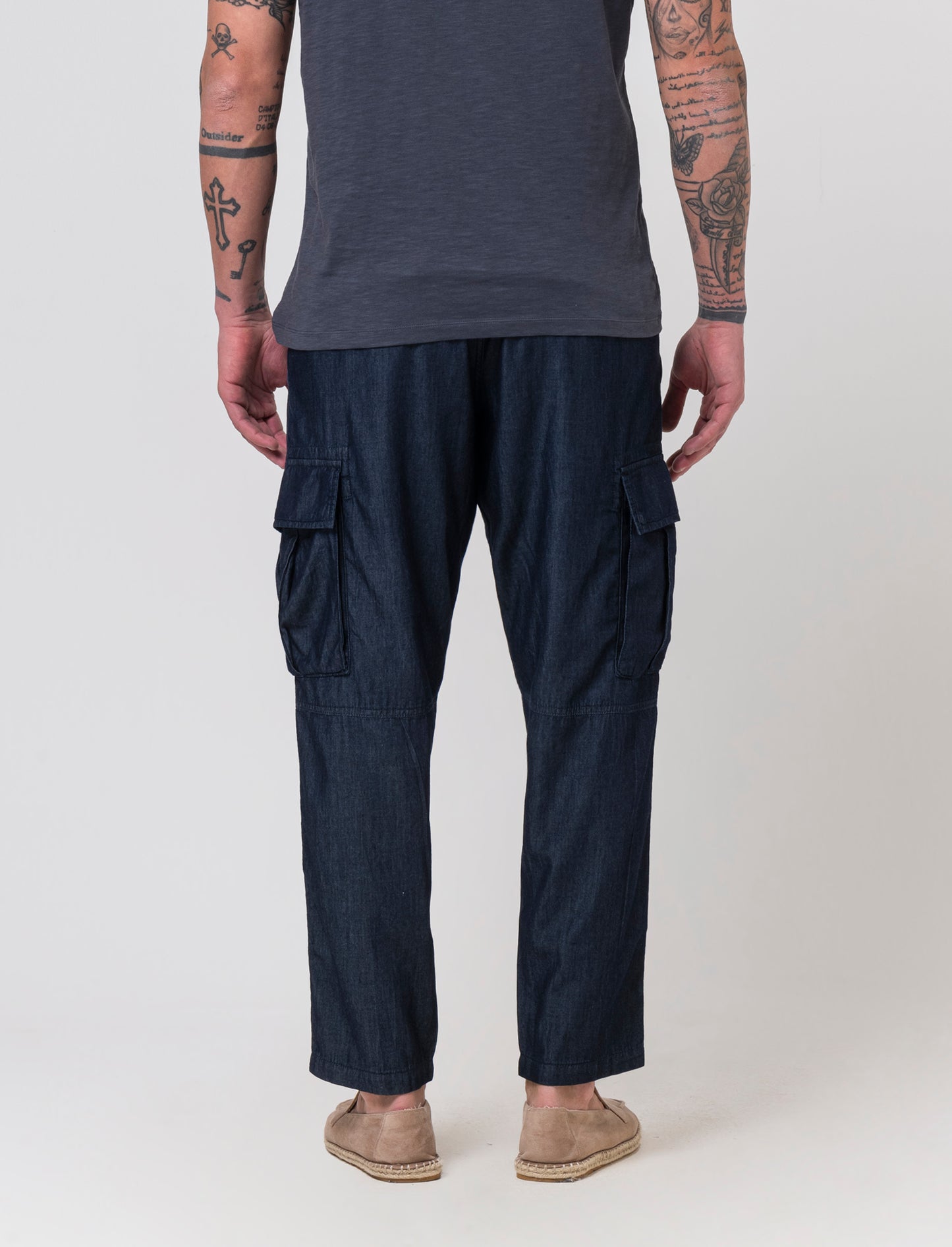 Jeans leggero cargo fit da uomo - DENIM SCURO