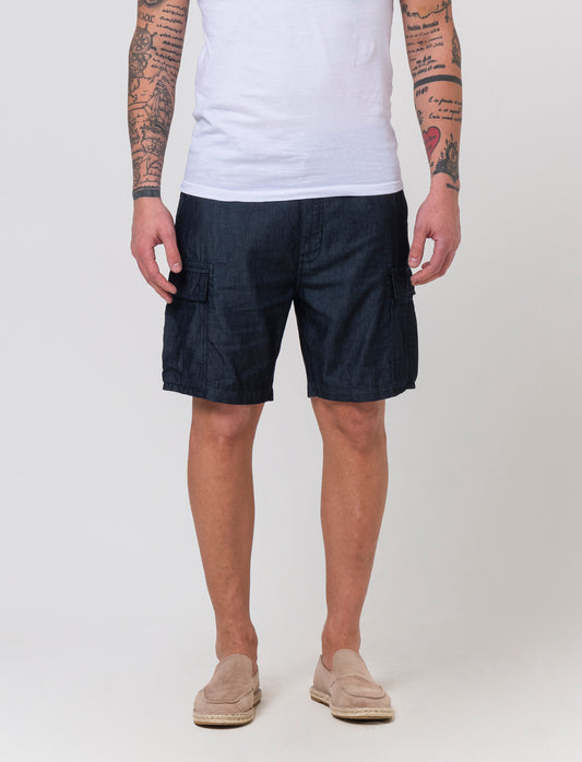 Man's lightweight cargo fit bermuda shorts - Blue