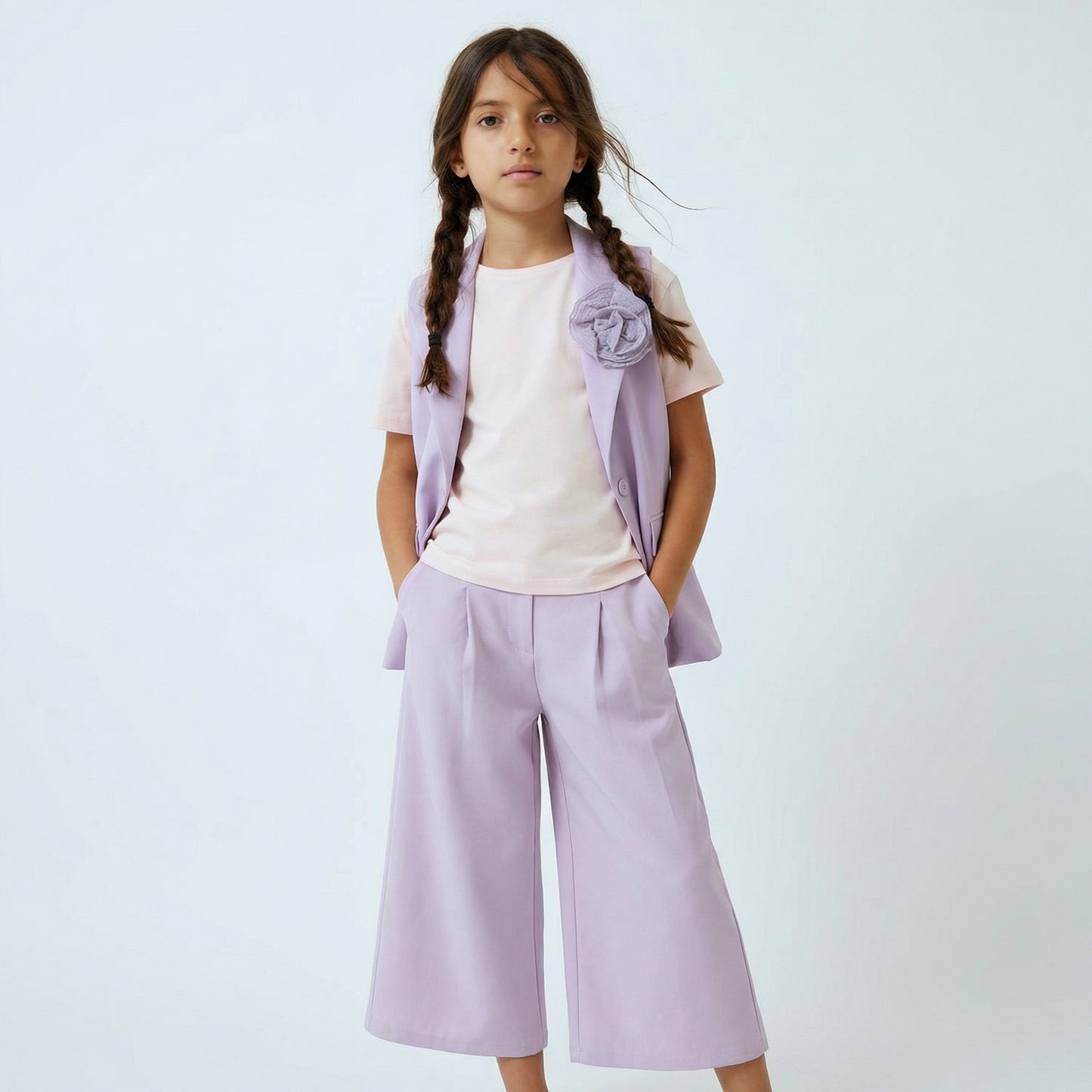 Gilet estivo con fiore applicato e tasche - Viola glicine