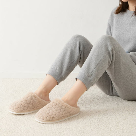 Pantofola effetto furry lavorato - Beige