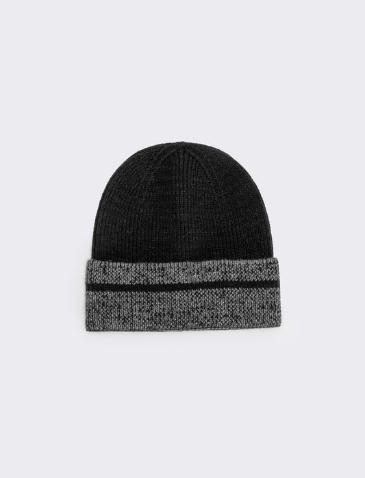 Cappello uomo con risvolto a contrasto - Nero