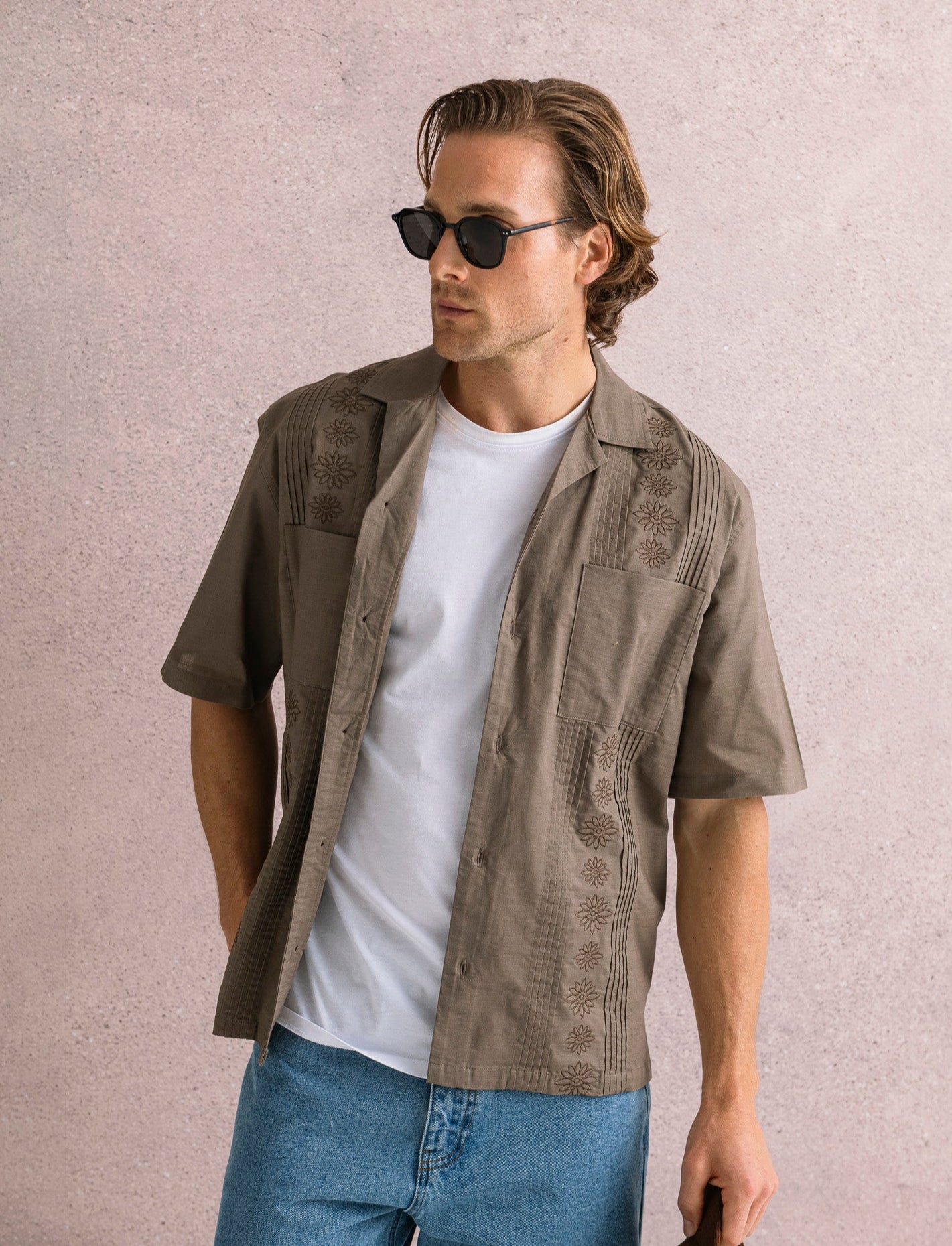 Man's embroidered shirt with double pockets - Grey