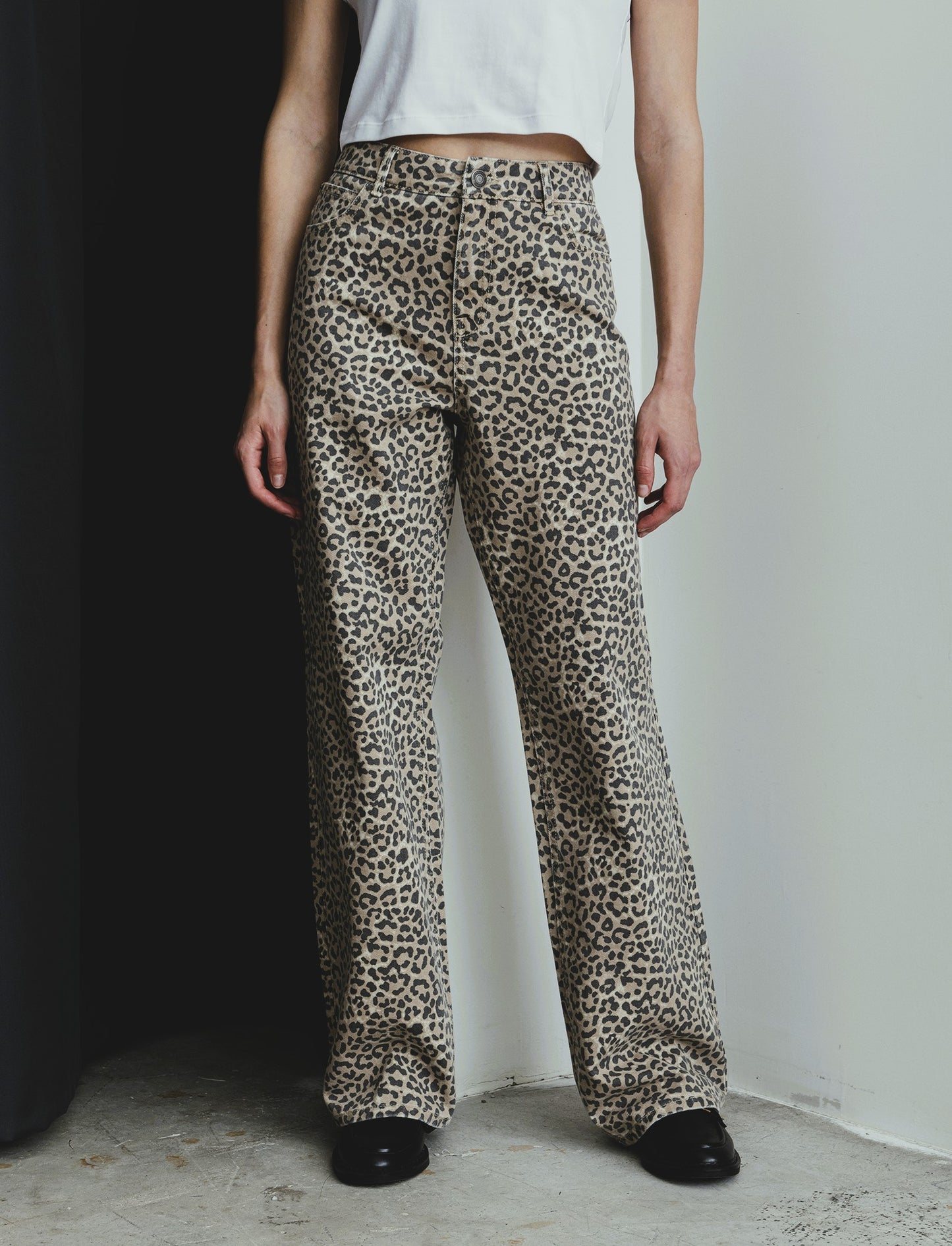 JEANS CON STAMPA ANIMALIER - var 1