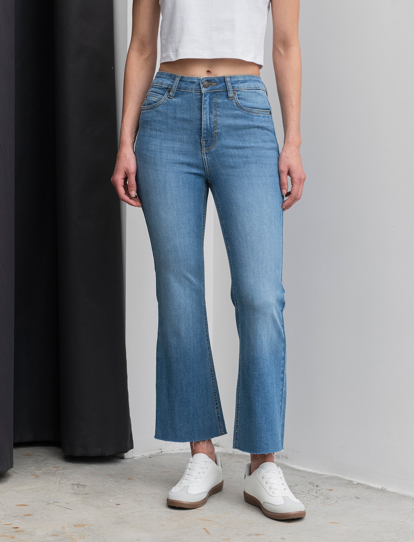 JEANS CROPPED FLARE - Denim