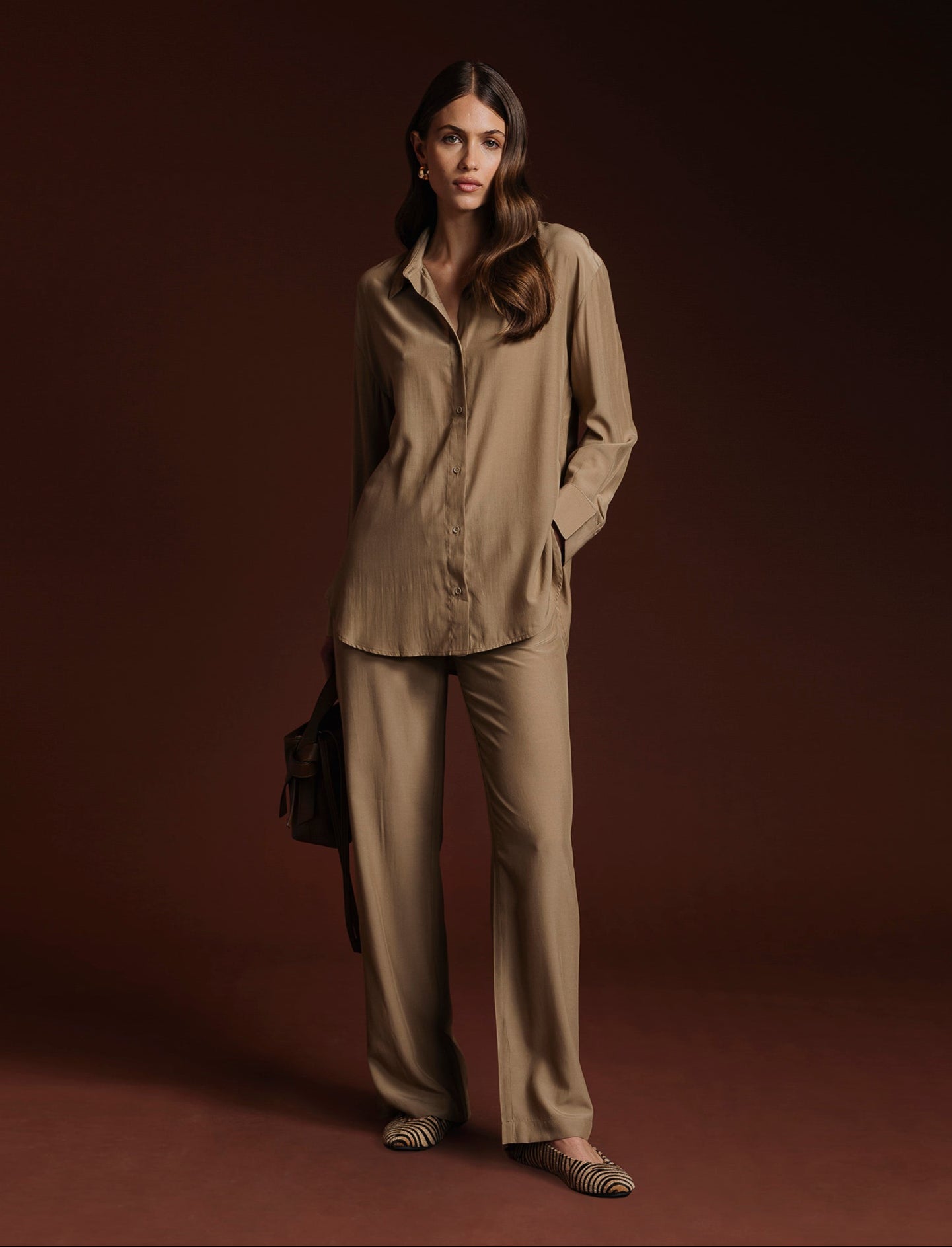 CAMICIA CON DOPPIO BOTTONE AL POLSO - Kaky 1