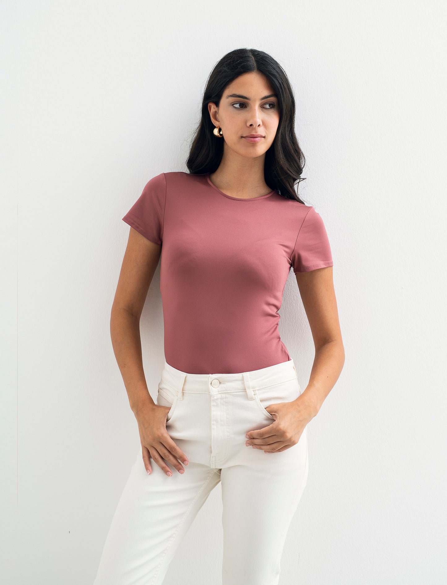 T-SHIRT CON TESSUTO ELASTICO - Rosso mattone