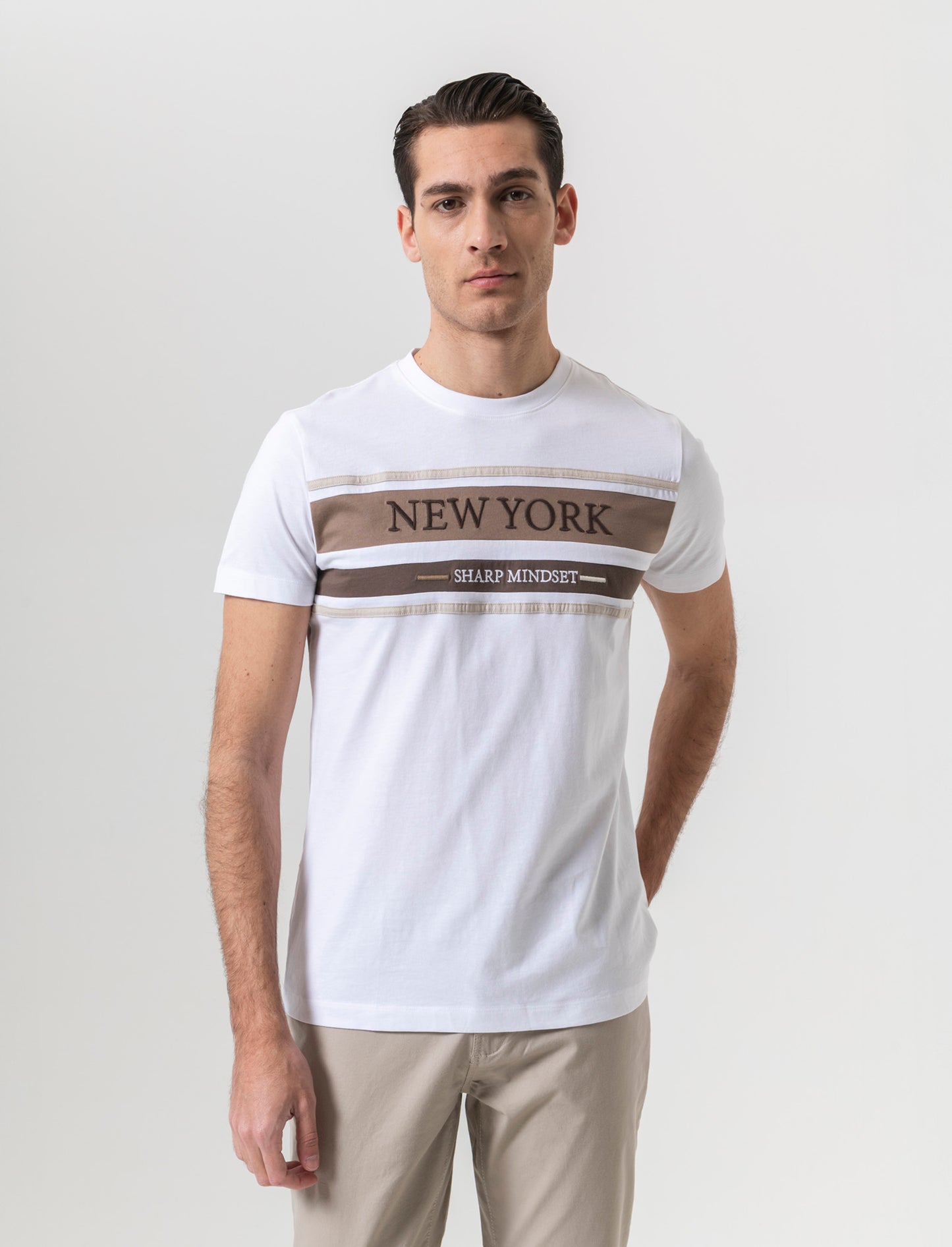 T-shirt con ricamo da uomo - Bianco