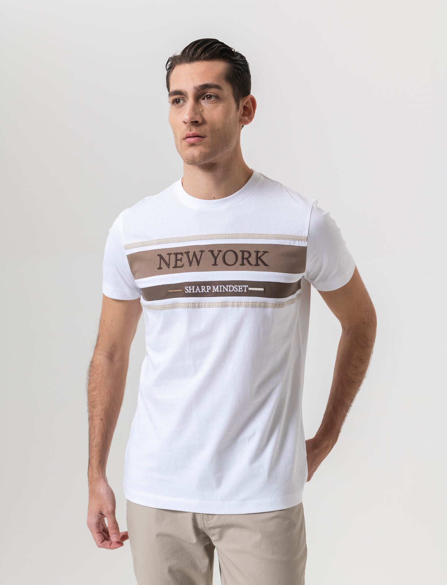 T-shirt con ricamo da uomo - Bianco