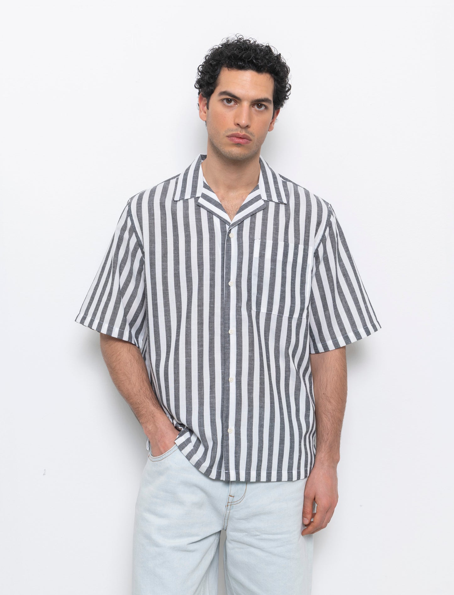 Camicia fantasia a righe da uomo - Nero