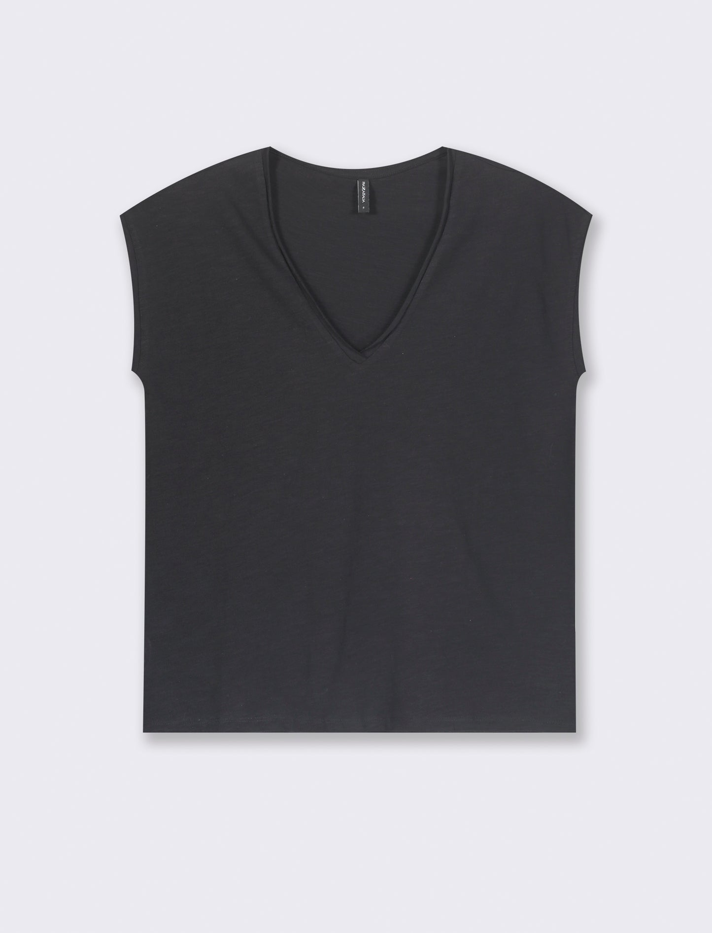 T-SHIRT CON SCOLLO A V - Nero