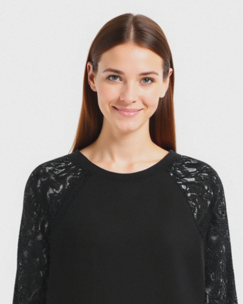 T-SHIRT CON MANICHE IN PIZZO - Nero
