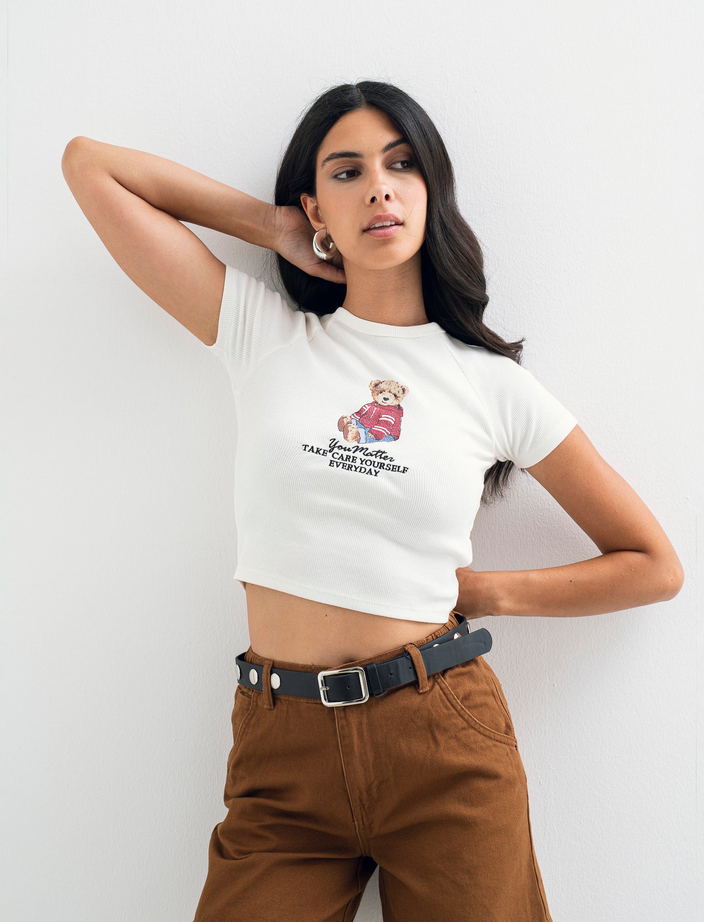 T-SHIRT CON RICAMO - var 1