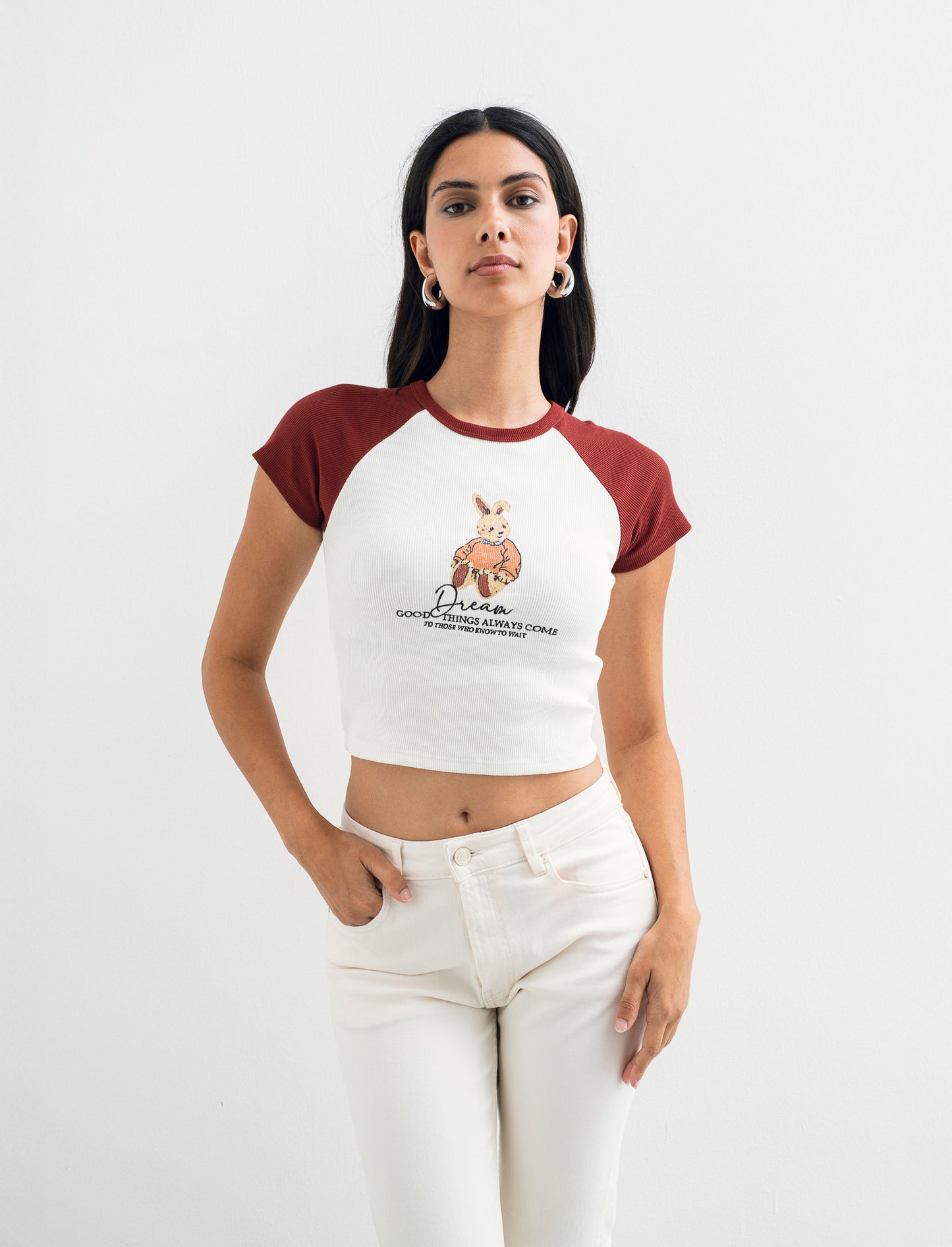 T-SHIRT CON RICAMO - var 3