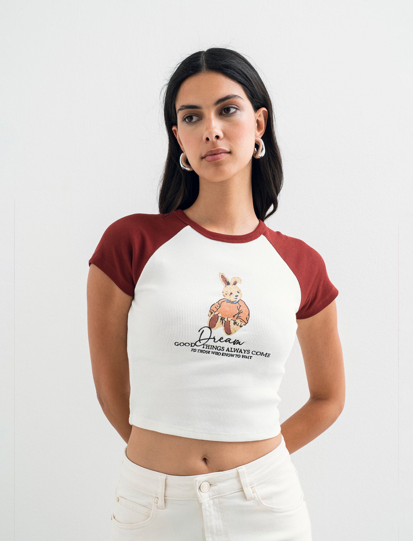 T-SHIRT CON RICAMO - var 3