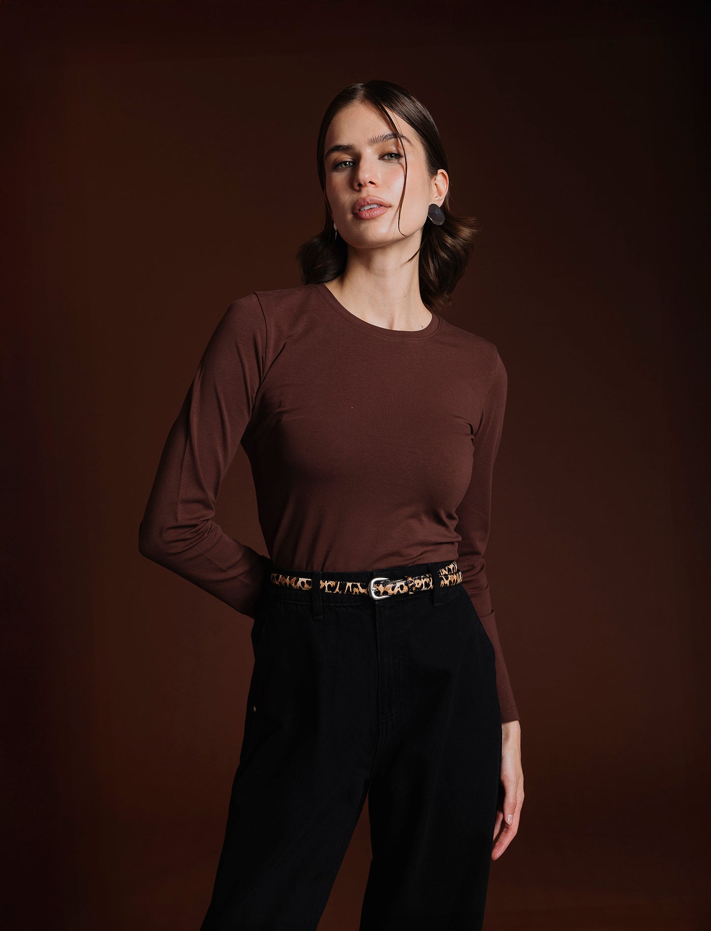 T-SHIRT BASICA - Marrone cioccolato