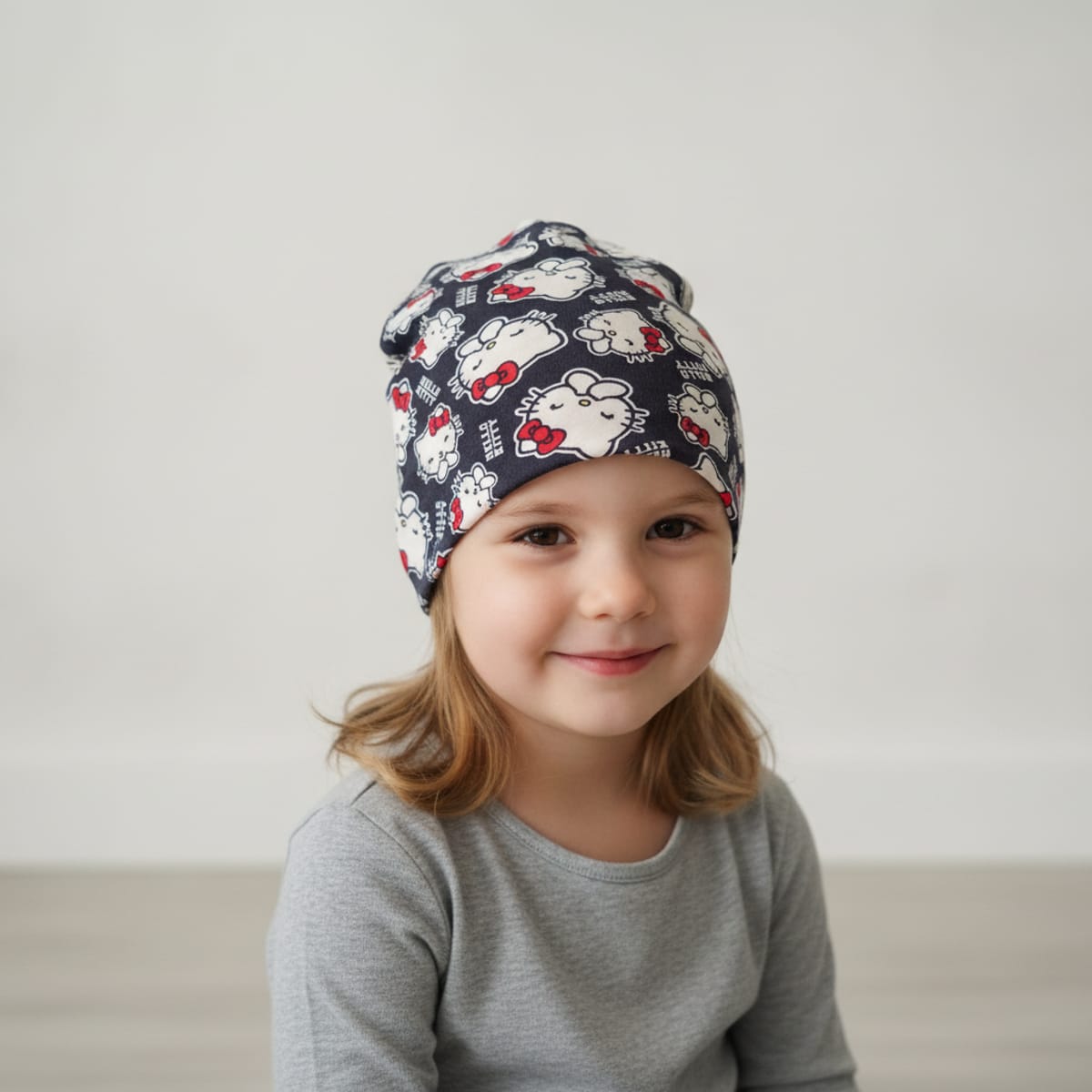 Cappelli cuffia bambina varie licenze - Nero