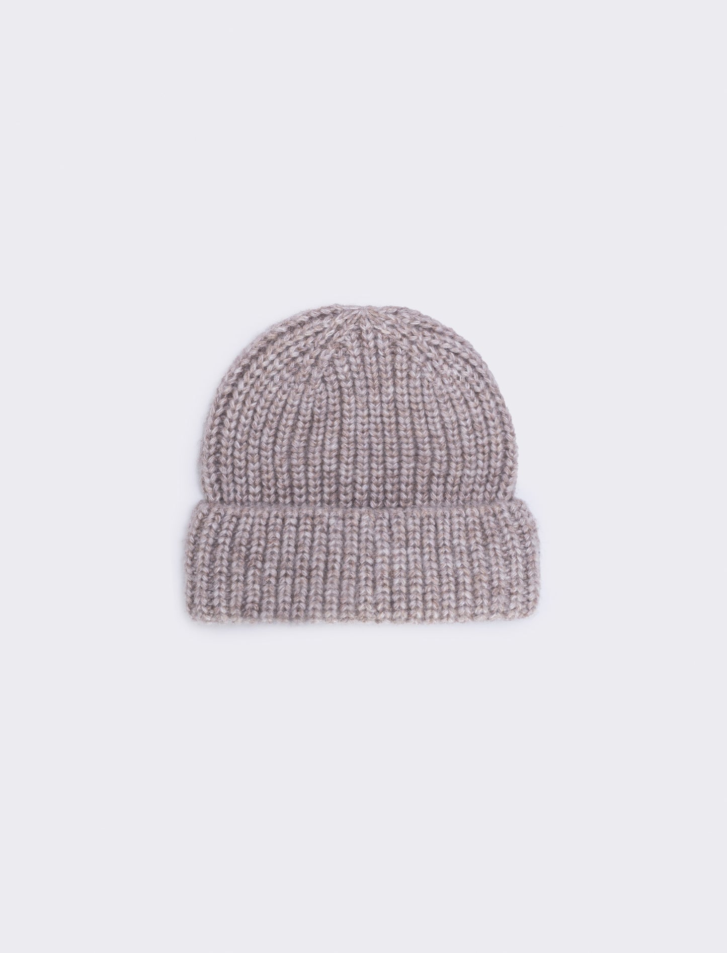 Cuffed hat with wide braid - Beige