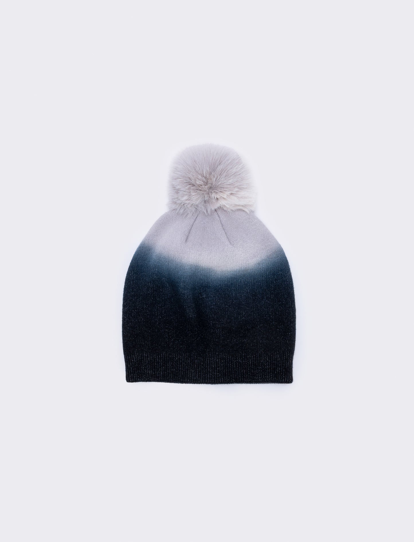 Gradient hat with pom pom for women - Black