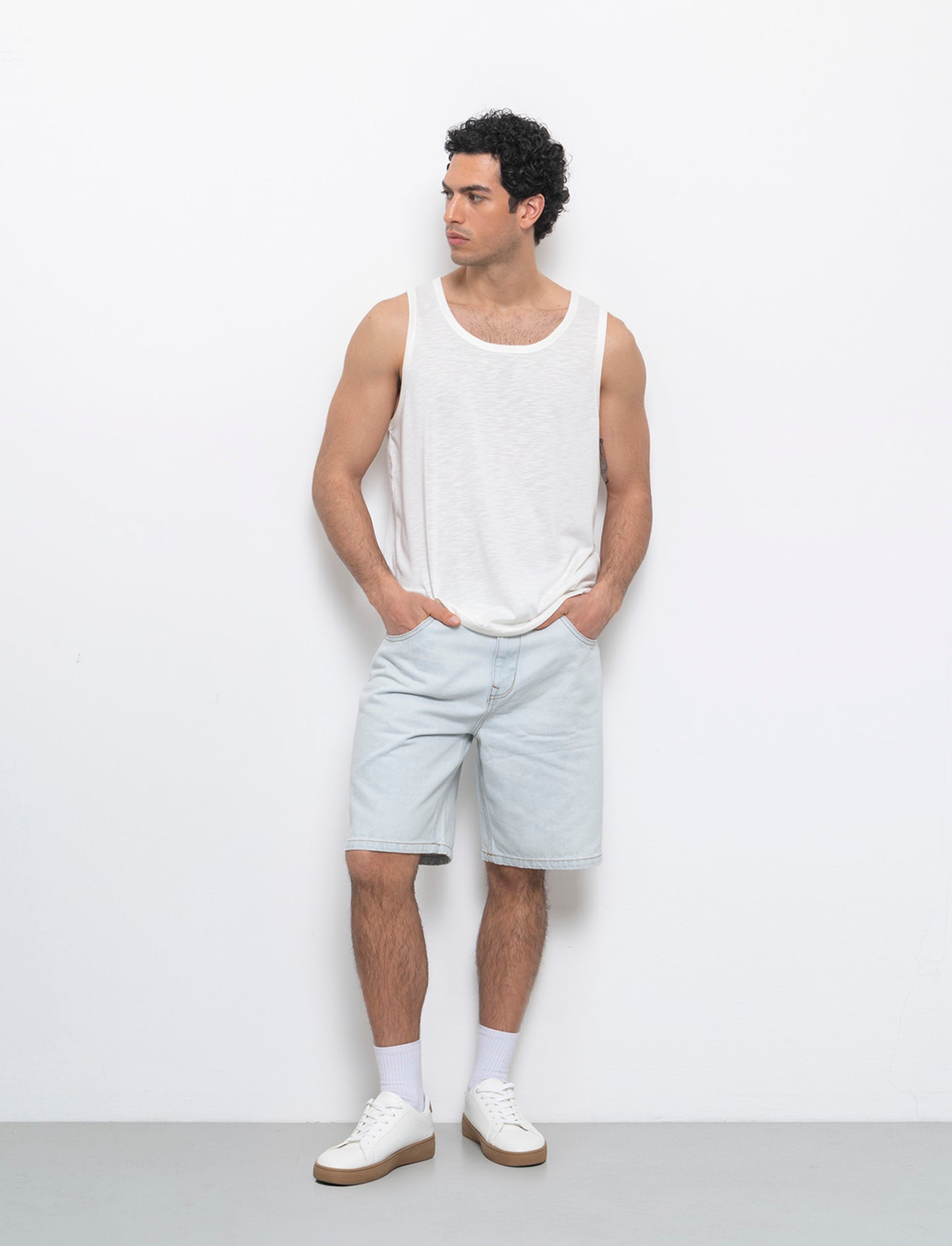 Canotta cropped in tessuto slub da uomo - Beige ecru