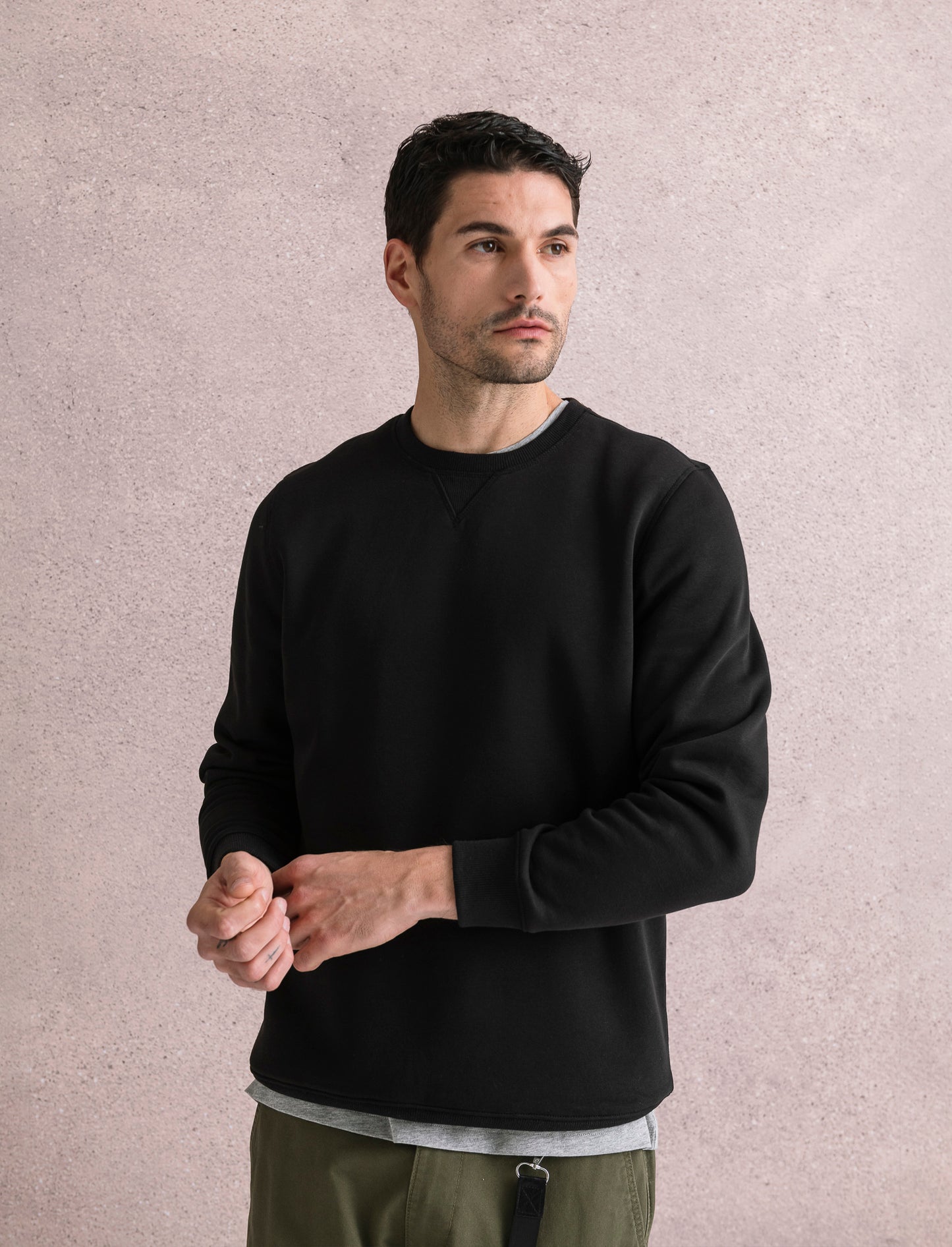 FELPA BASIC GIROCOLLO - Nero