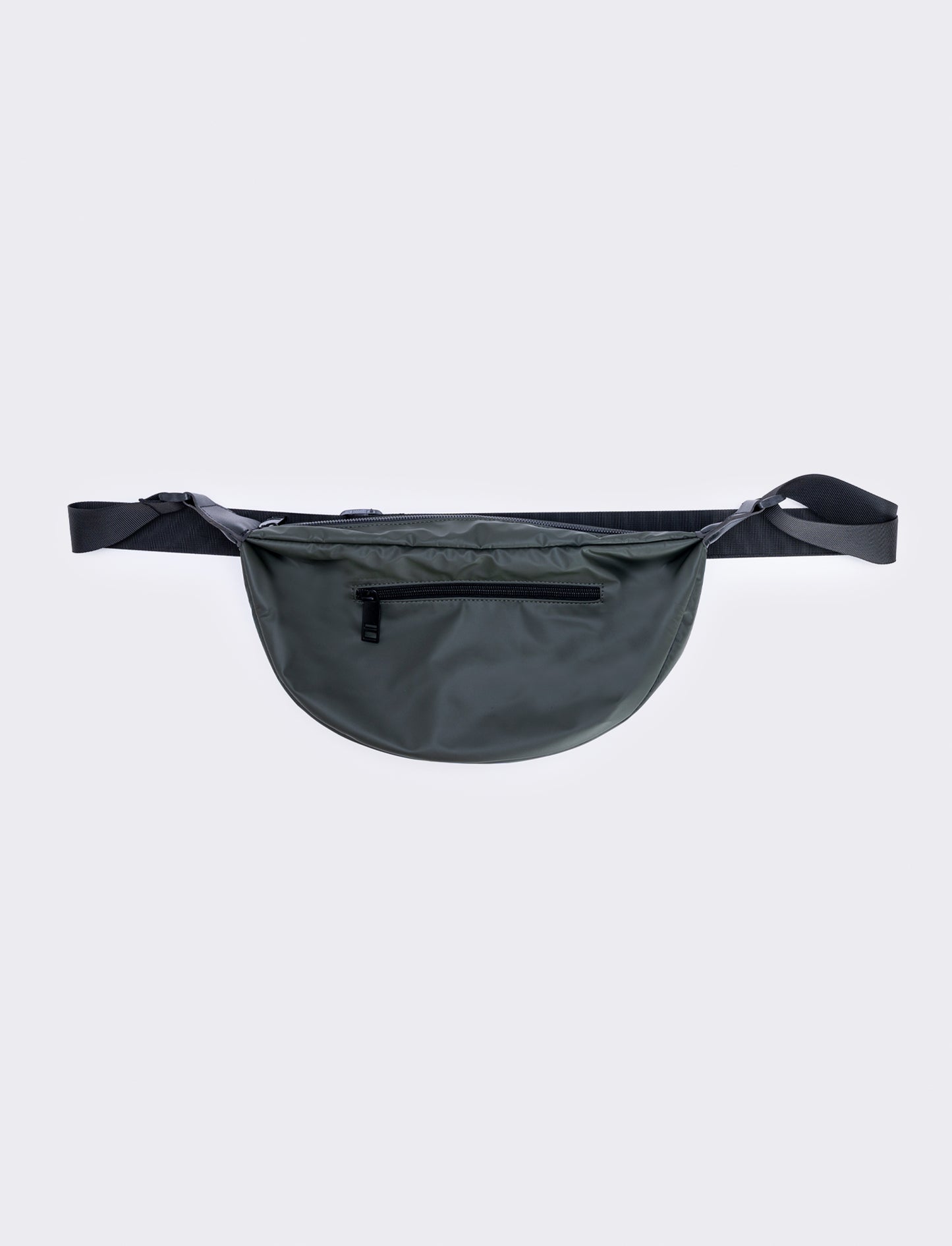 Water-repellent crescent-shaped shoulder bag for men - Green