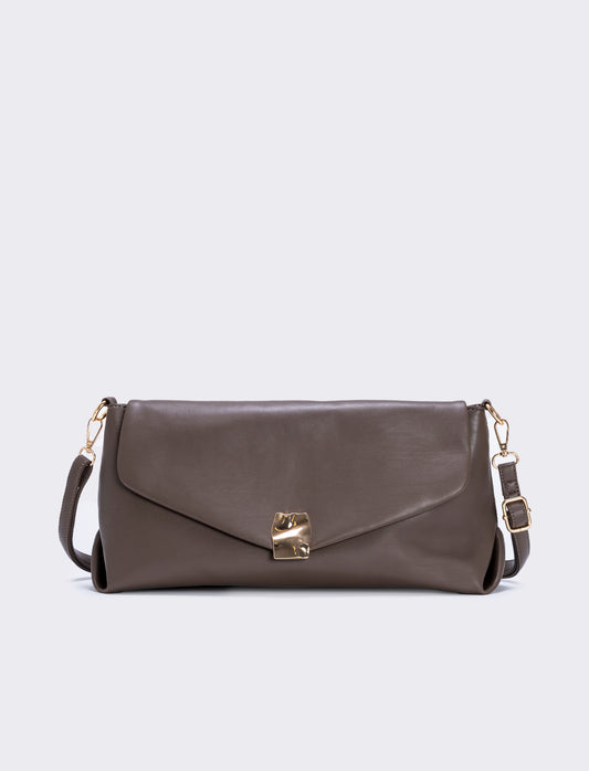 Pochettone effetto pelle con patta - Grigio fango