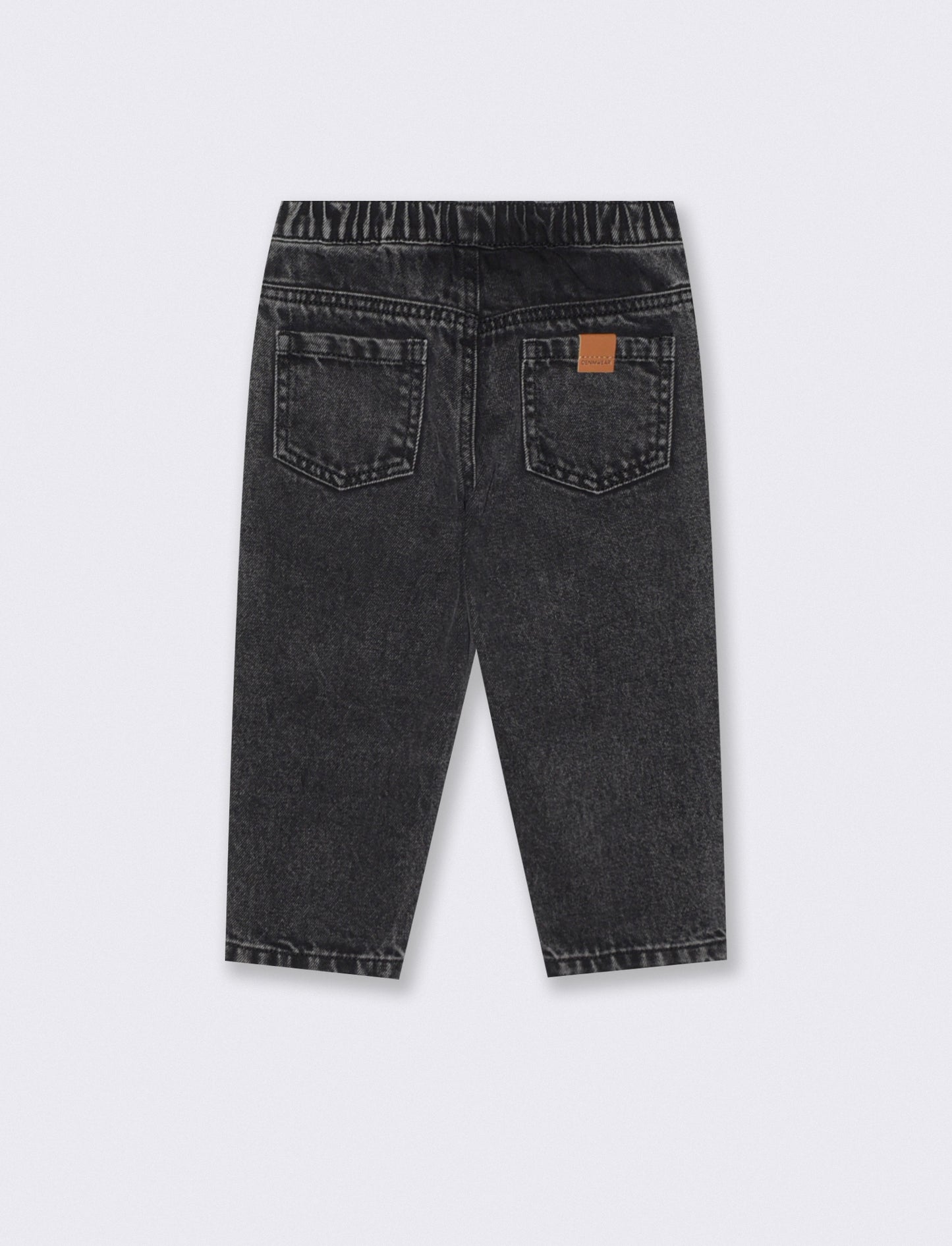 Jeans ampi con tasche per look trendy - Nero