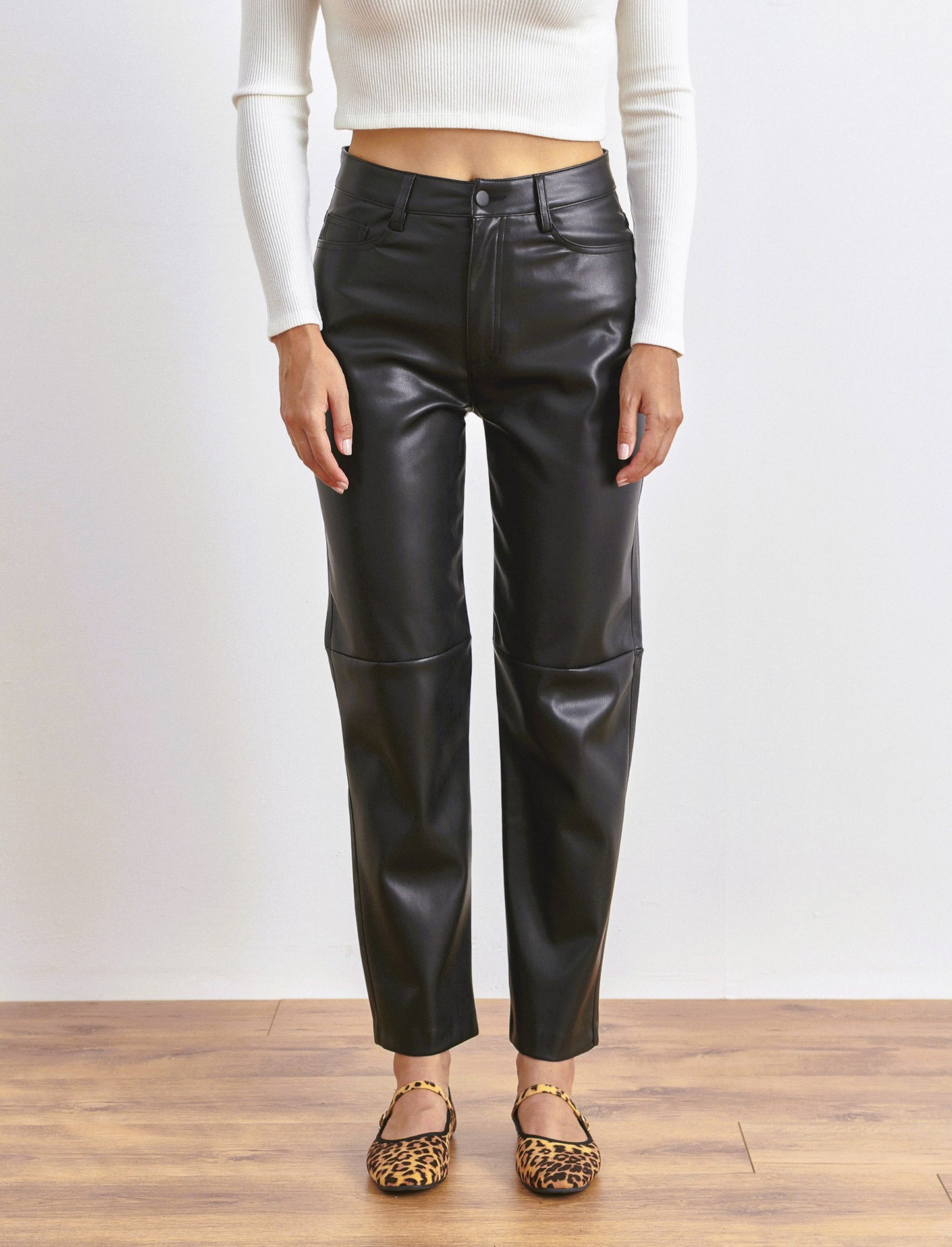 PANTALONE IN TESSUTO EFFETTO PELLE - Nero
