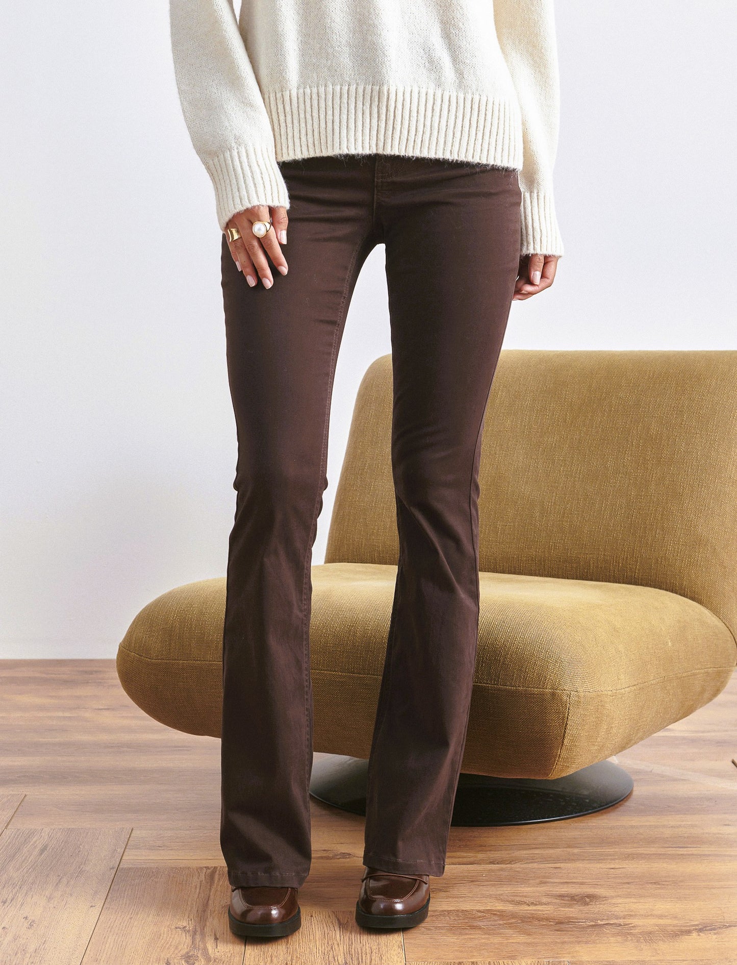 JEANS BOOTCUT VITA REGOLARE - Marrone