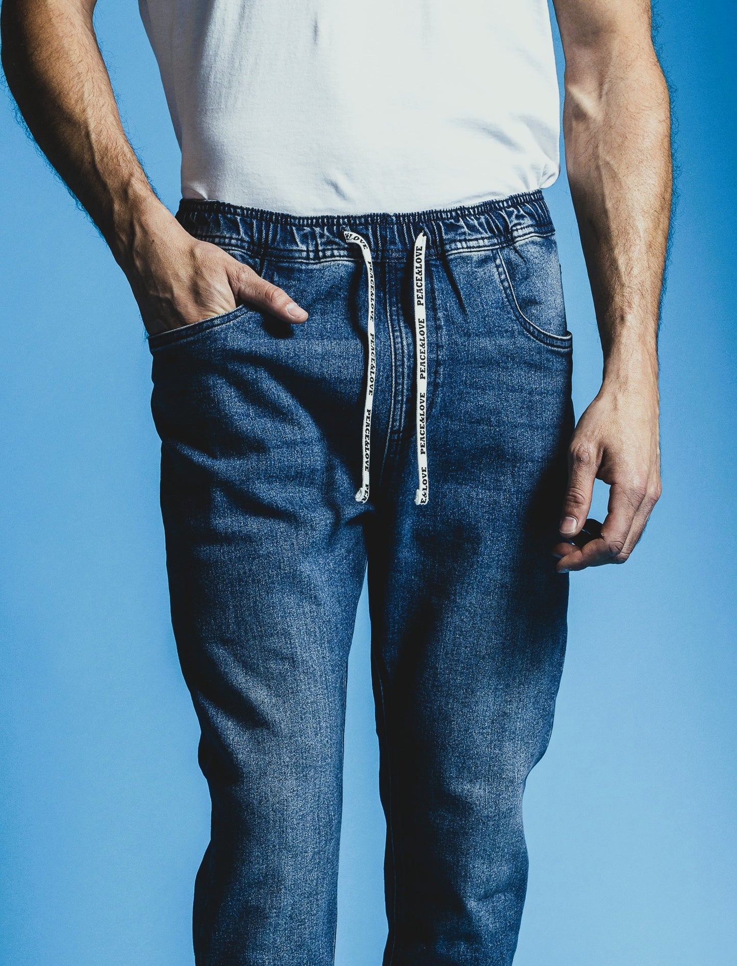 JEANS CON VITA JOGGER - Denim