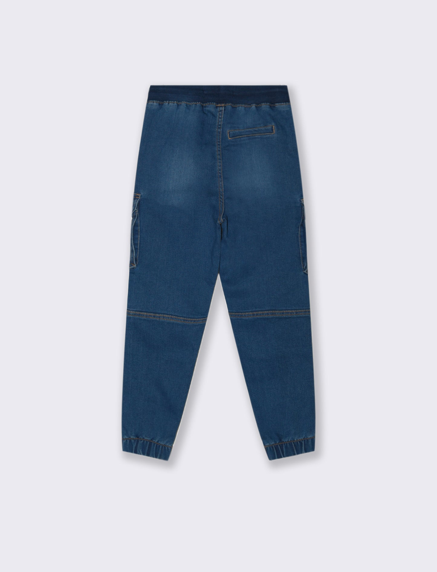 Jogging in denim con tasconi. - Denim