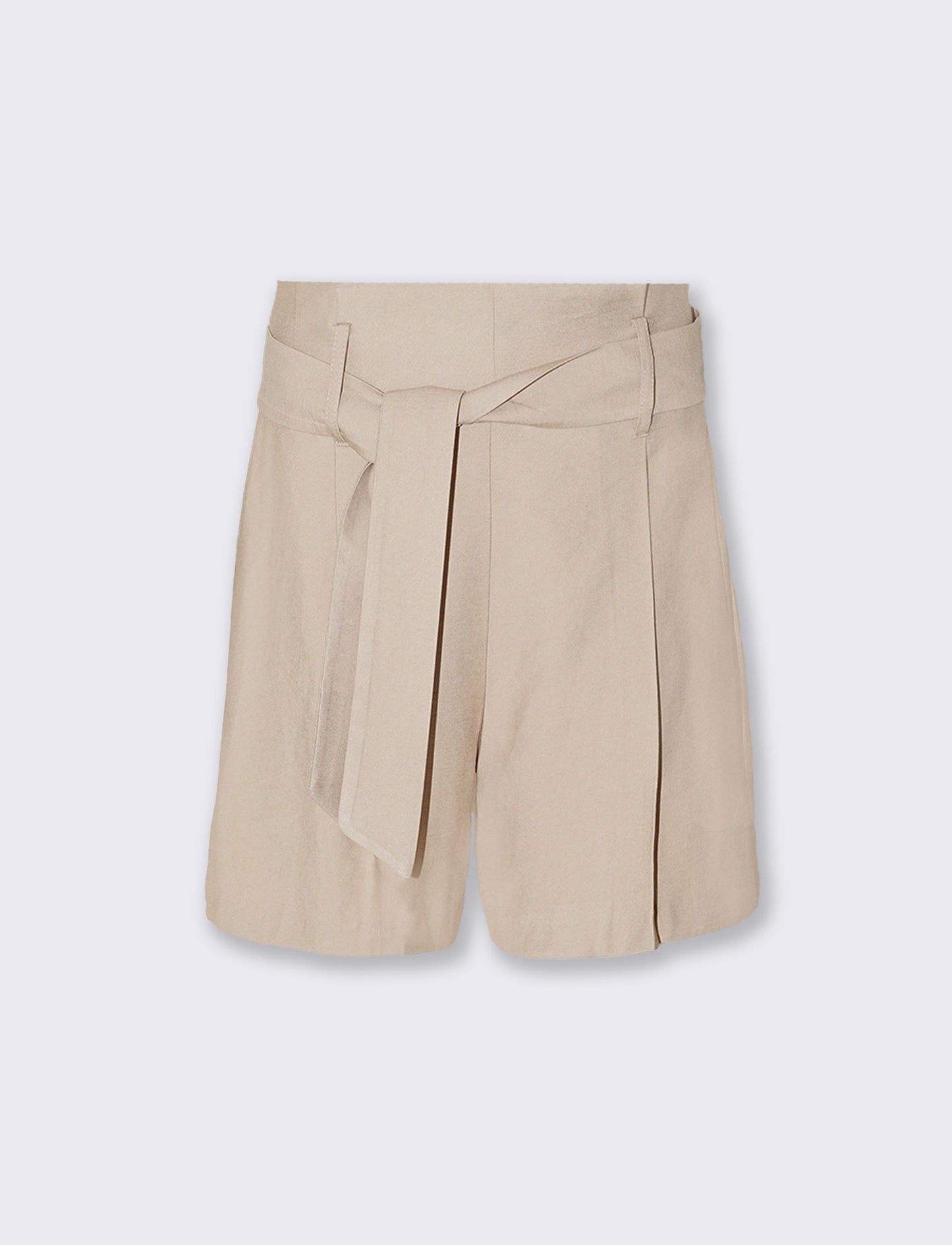 Pantaloncini in tessuto con pinches e cintura - Beige