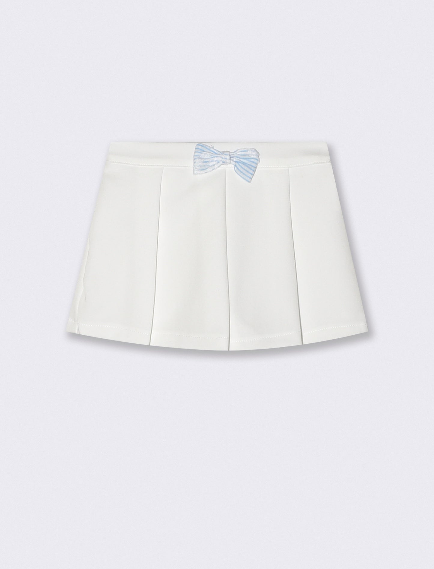 Newborn outfit with pleats and bow stripes - White