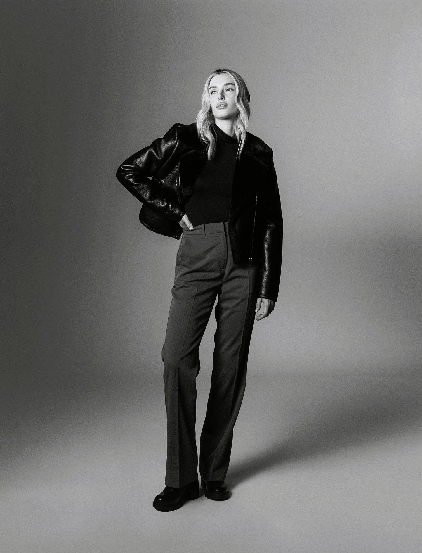 GIUBBOTTO MODELLO CHIODO CON INTERNO IN TESSUTO EFFETTO SHEARLING - Nero