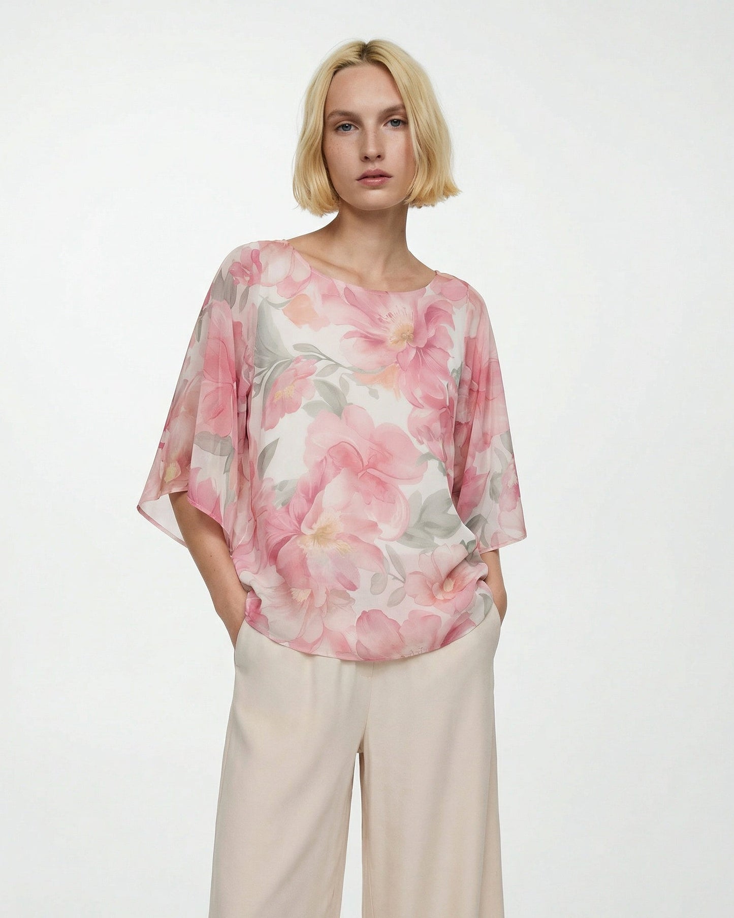 Soft blouse with three-quarter sleeves - 