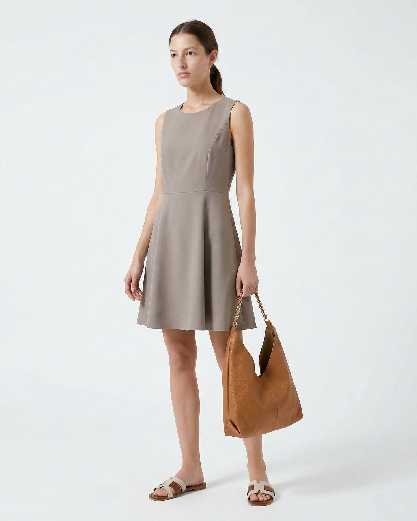 Short flared sleeveless dress - Grey
